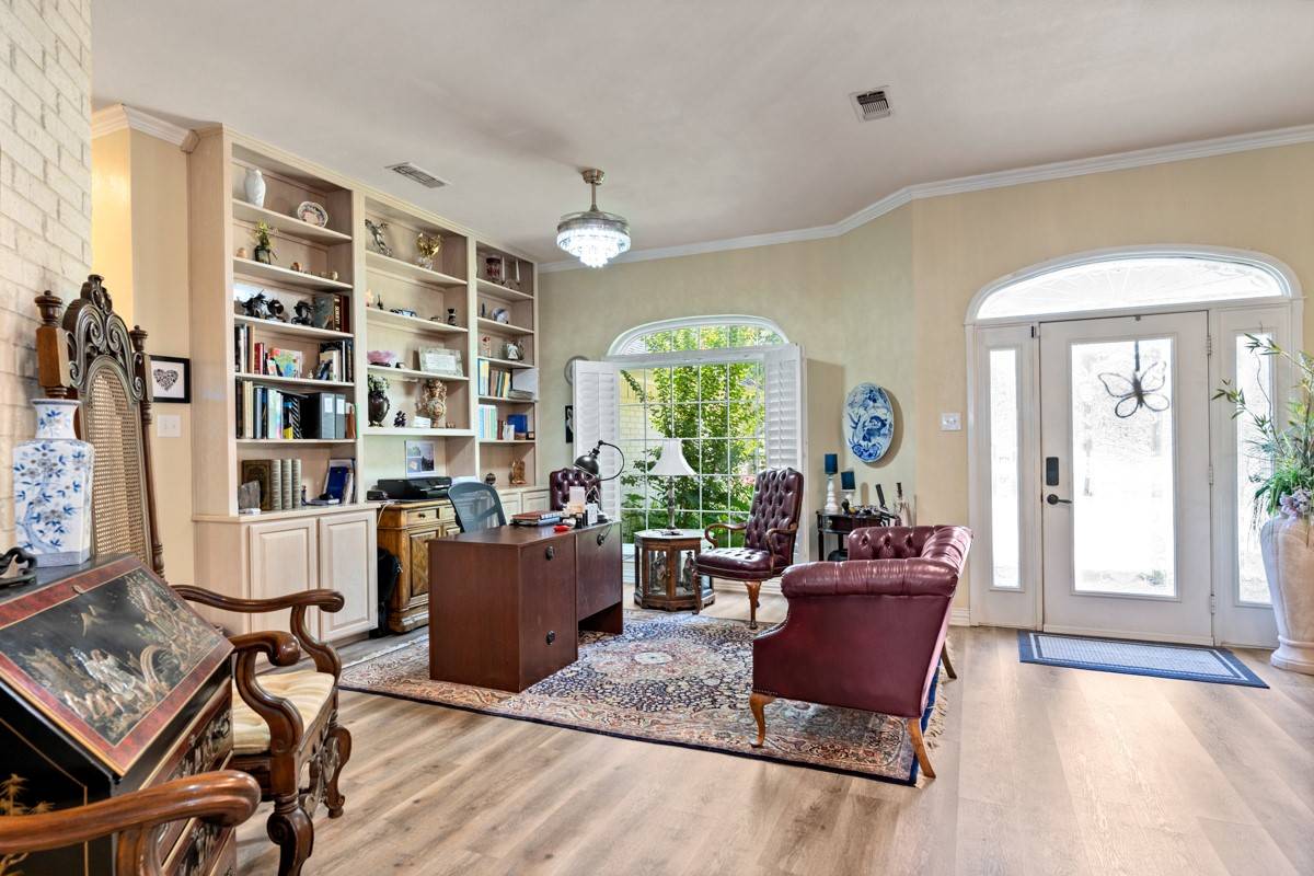 Kemp, TX 75143,17959 Country Club DR