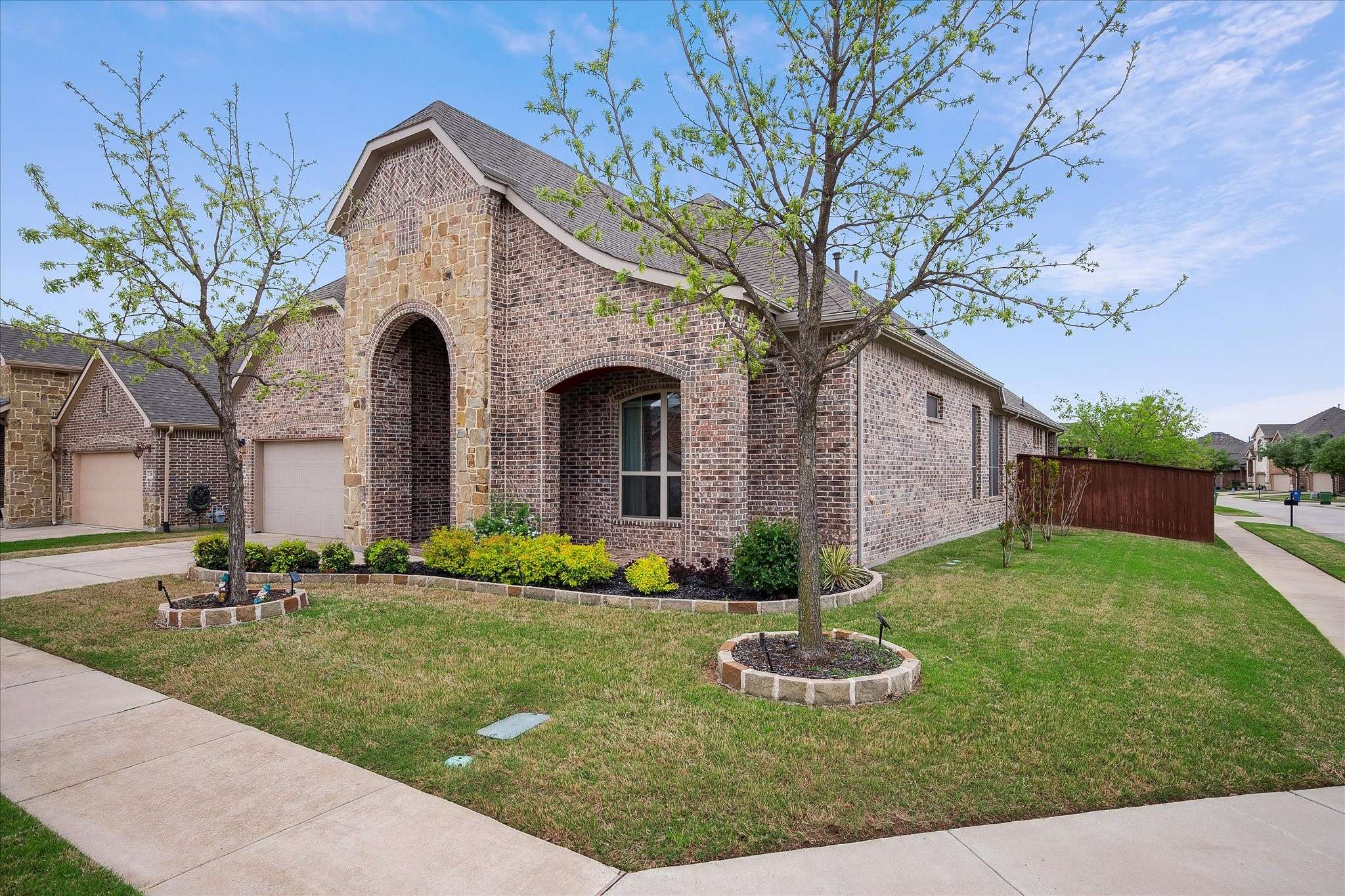 Hickory Creek, TX 75065,208 Equestrian LN