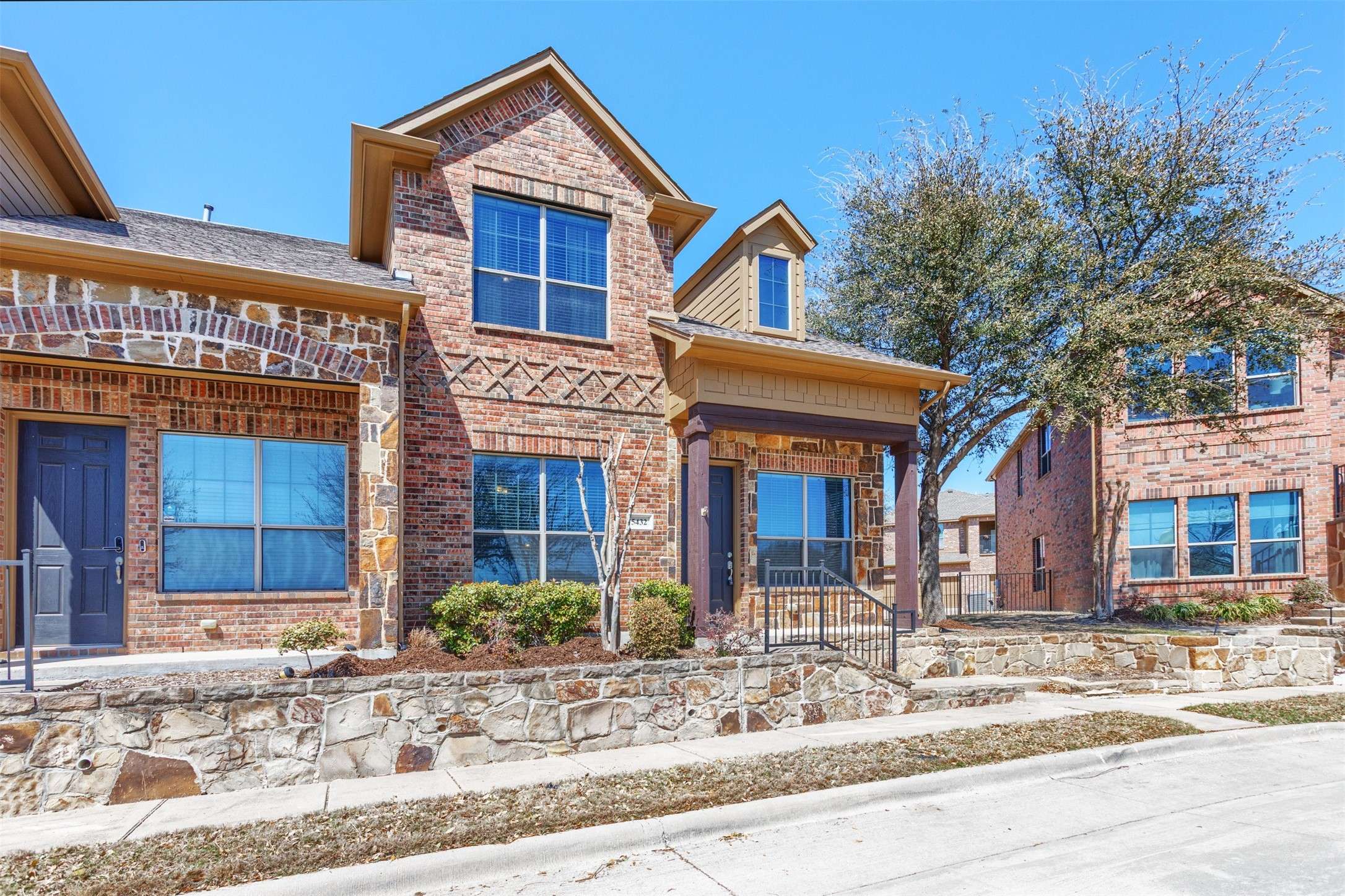 Mckinney, TX 75070,5432 Mesquite DR