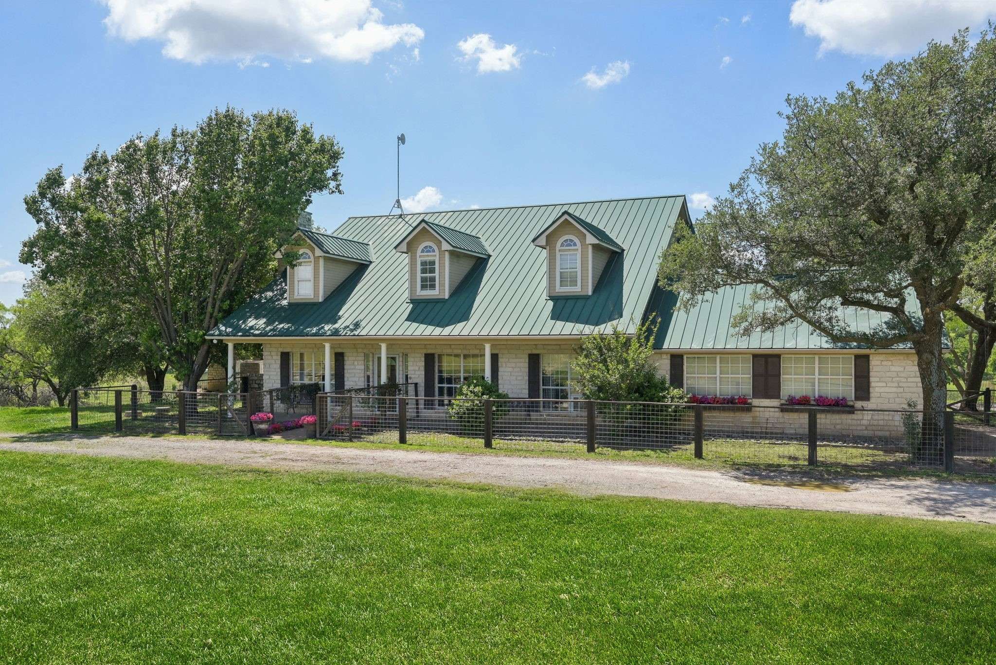 Fort Worth, TX 76108,389 Meadow Hill RD