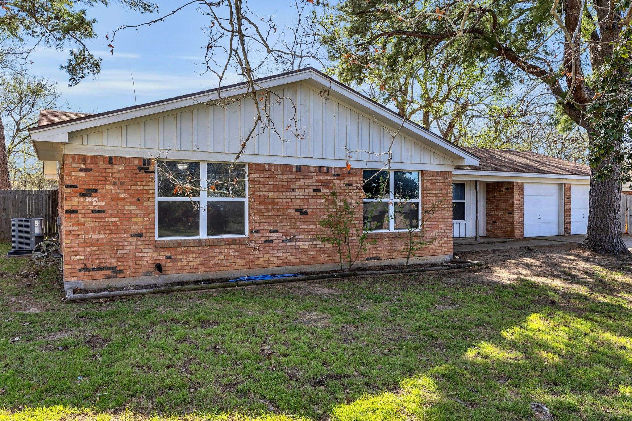 Springtown, TX 76082,716 Cherry LN