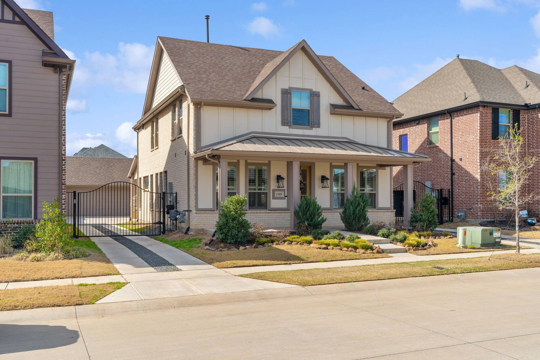 Van Alstyne, TX 75495,1909 Temple Hills