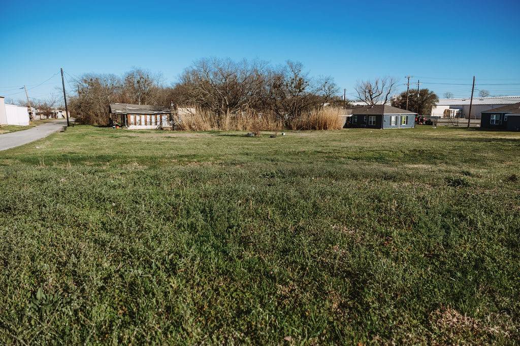 Bonham, TX 75418,808 E Third St
