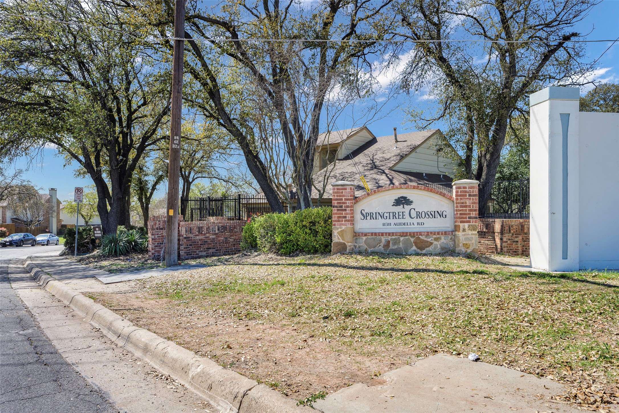 Dallas, TX 75243,11311 Audelia RD #214