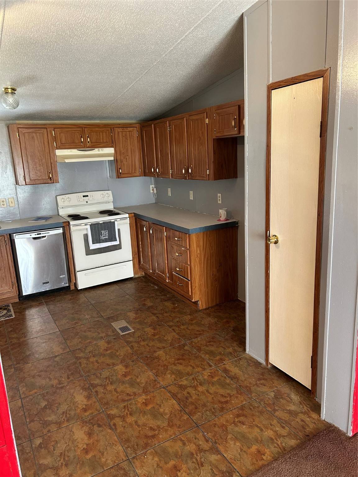 Paris, TX 75462,3159 HWY 82 E