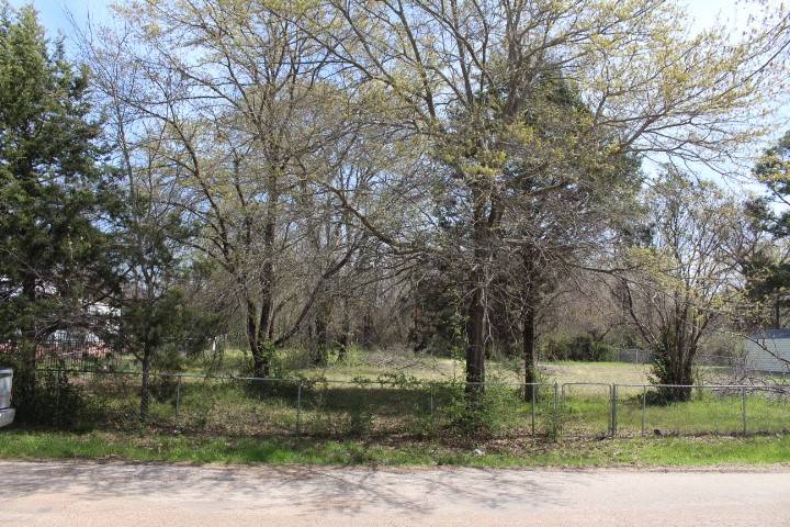 Mabank, TX 75156,110 & 108 Oxbow