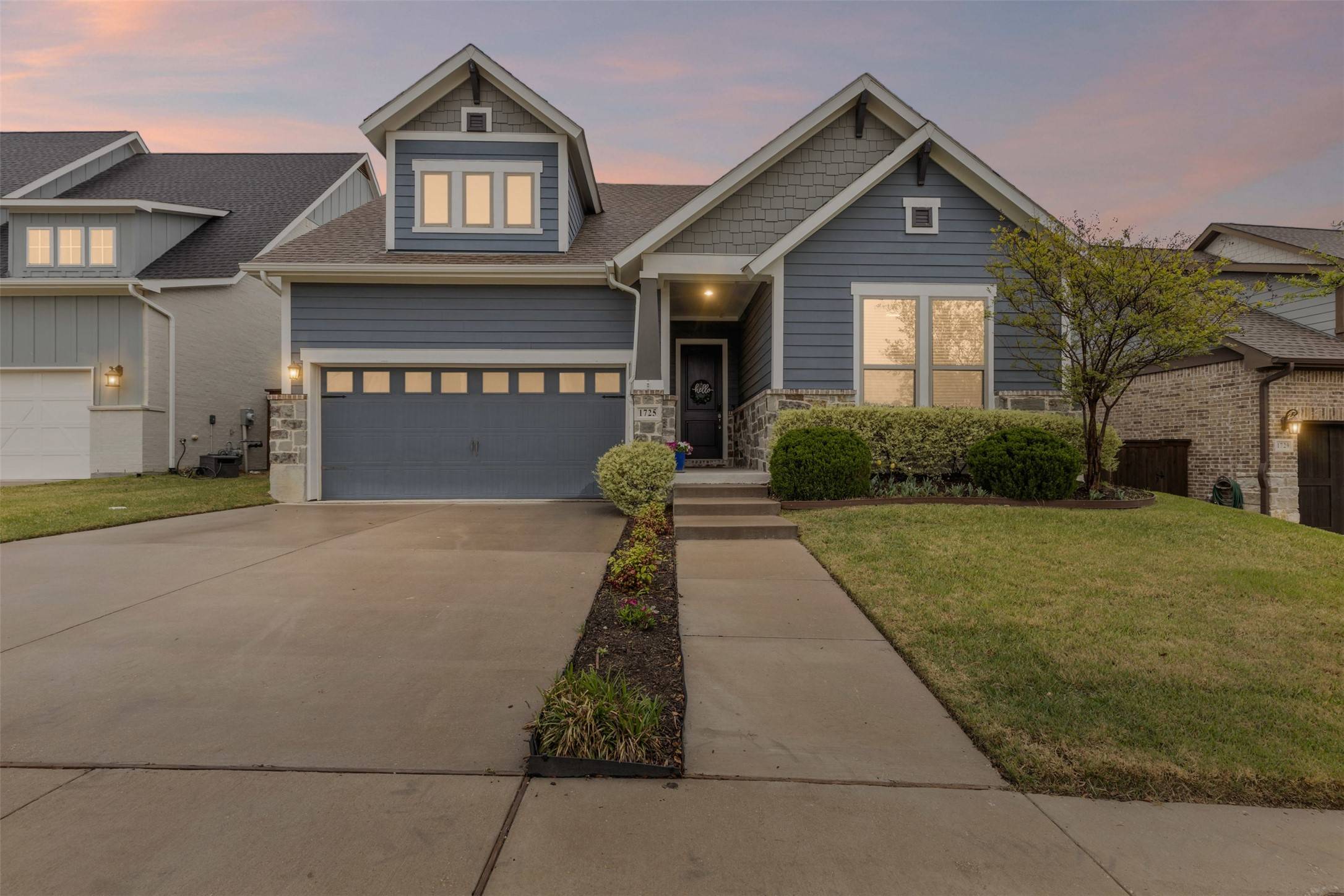Fort Worth, TX 76008,1725 Rolling Heights LN