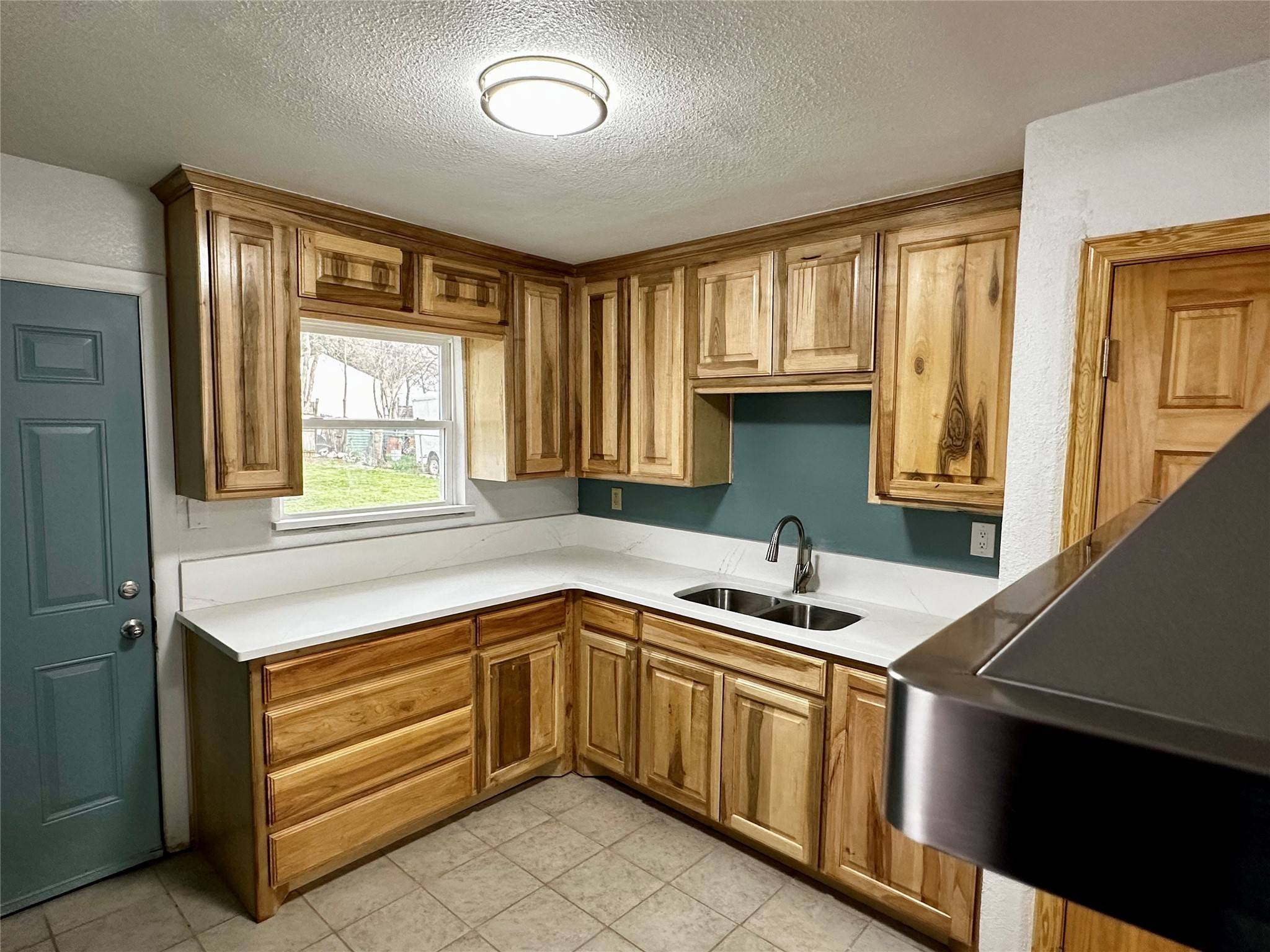 Fort Worth, TX 76116,5009 Royal DR