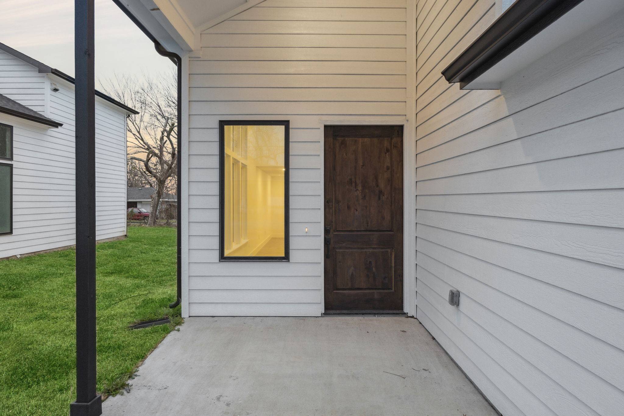 Howe, TX 75459,107 W Duke ST
