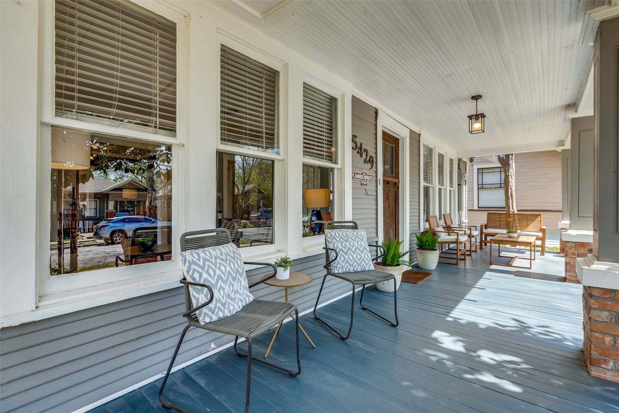 Dallas, TX 75214,5429 Worth ST