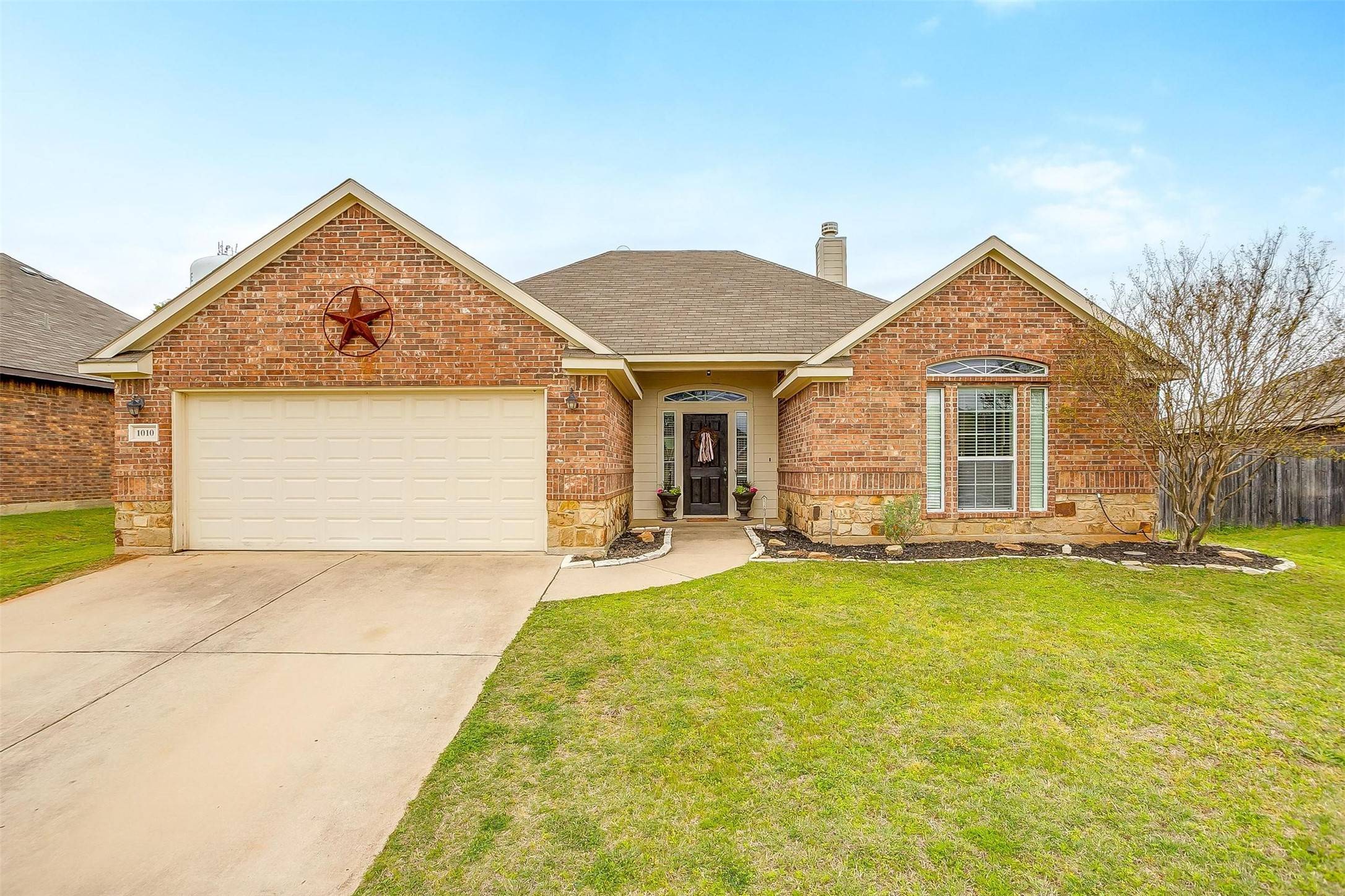 Keene, TX 76031,1010 Jenny DR