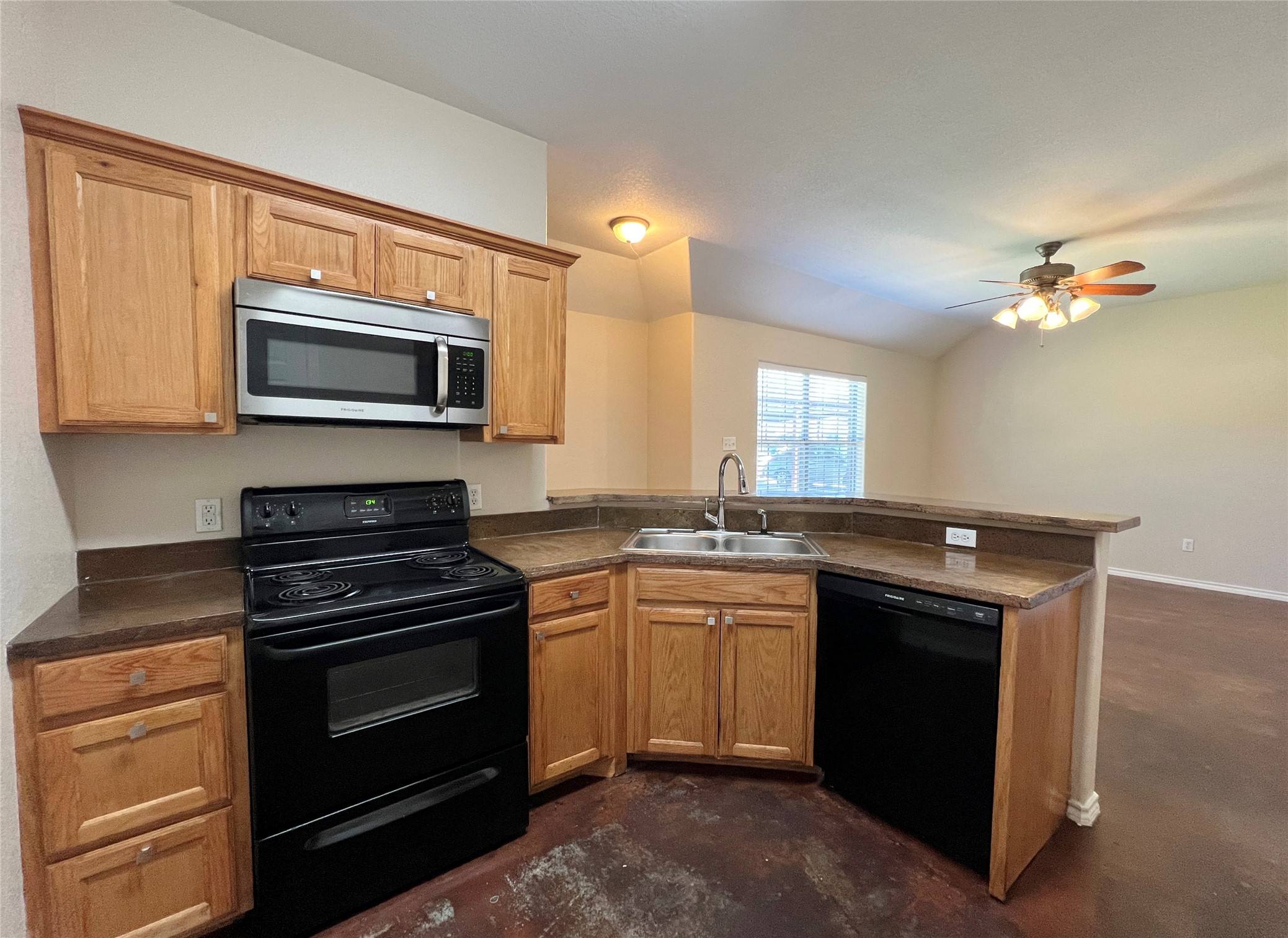 Weatherford, TX 76087,124 Sunburst CT