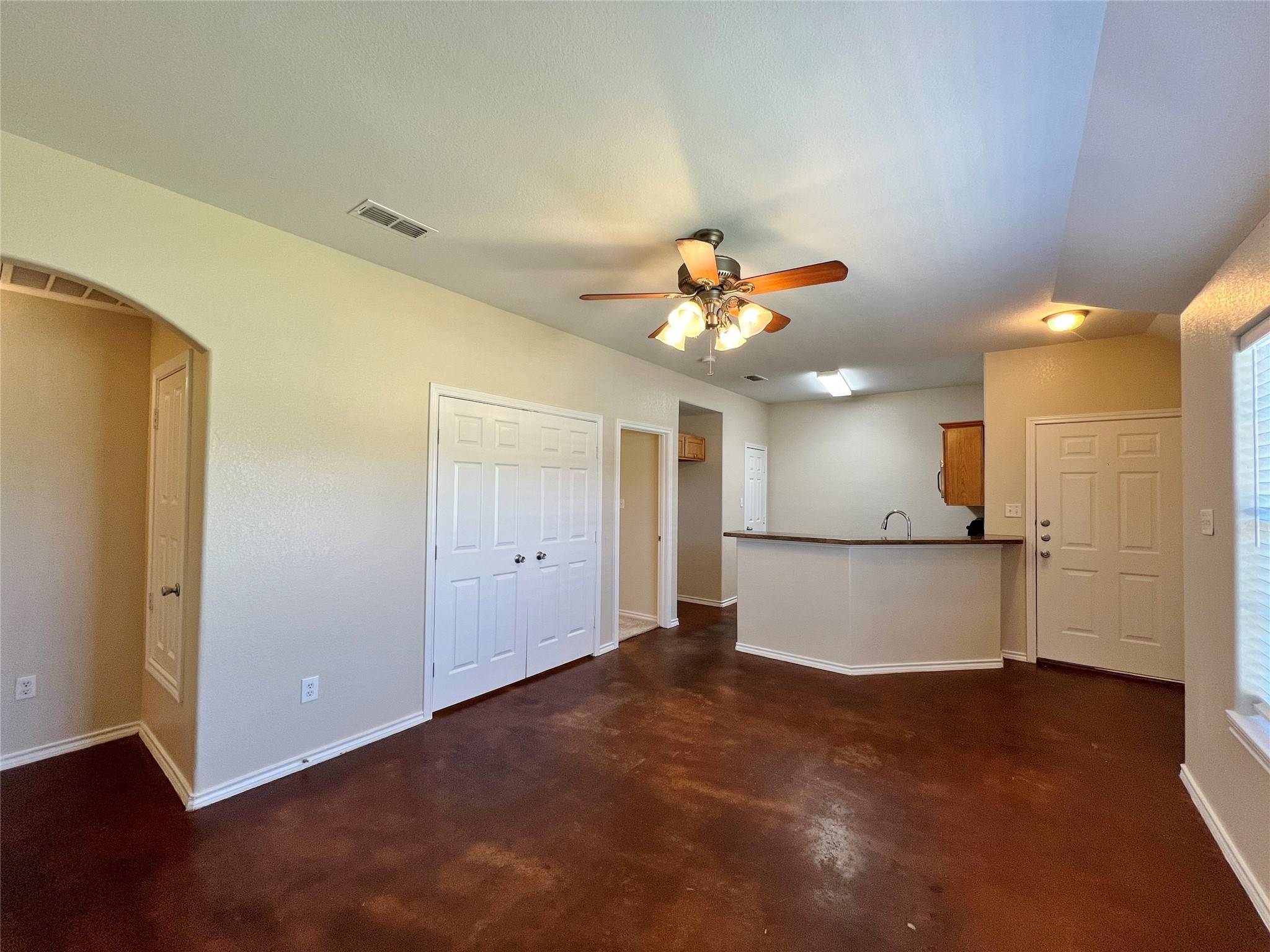 Weatherford, TX 76087,124 Sunburst CT