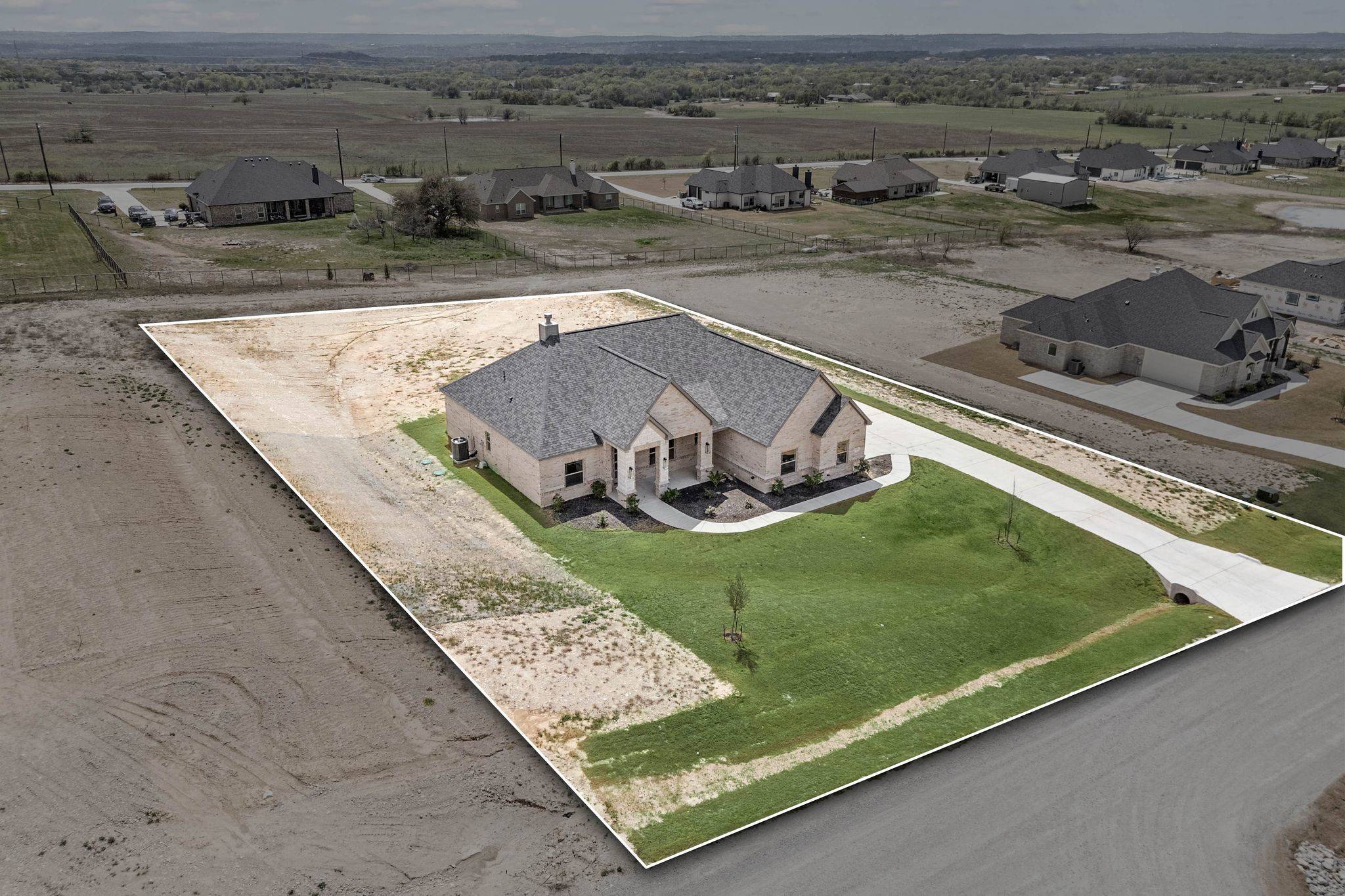 Weatherford, TX 76085,225 Oak Meadow LN