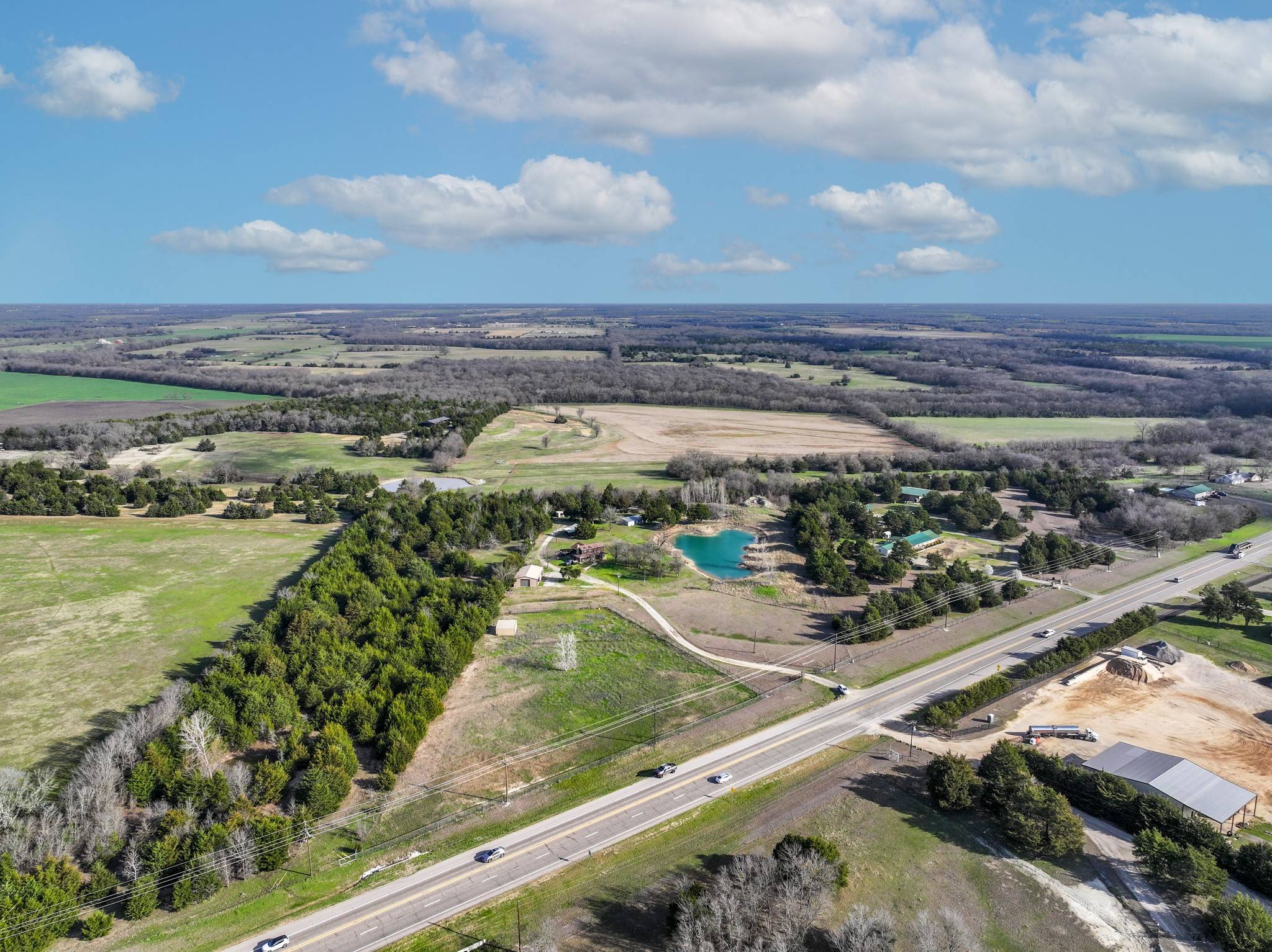 Trenton, TX 75490,10024 S State Highway 121