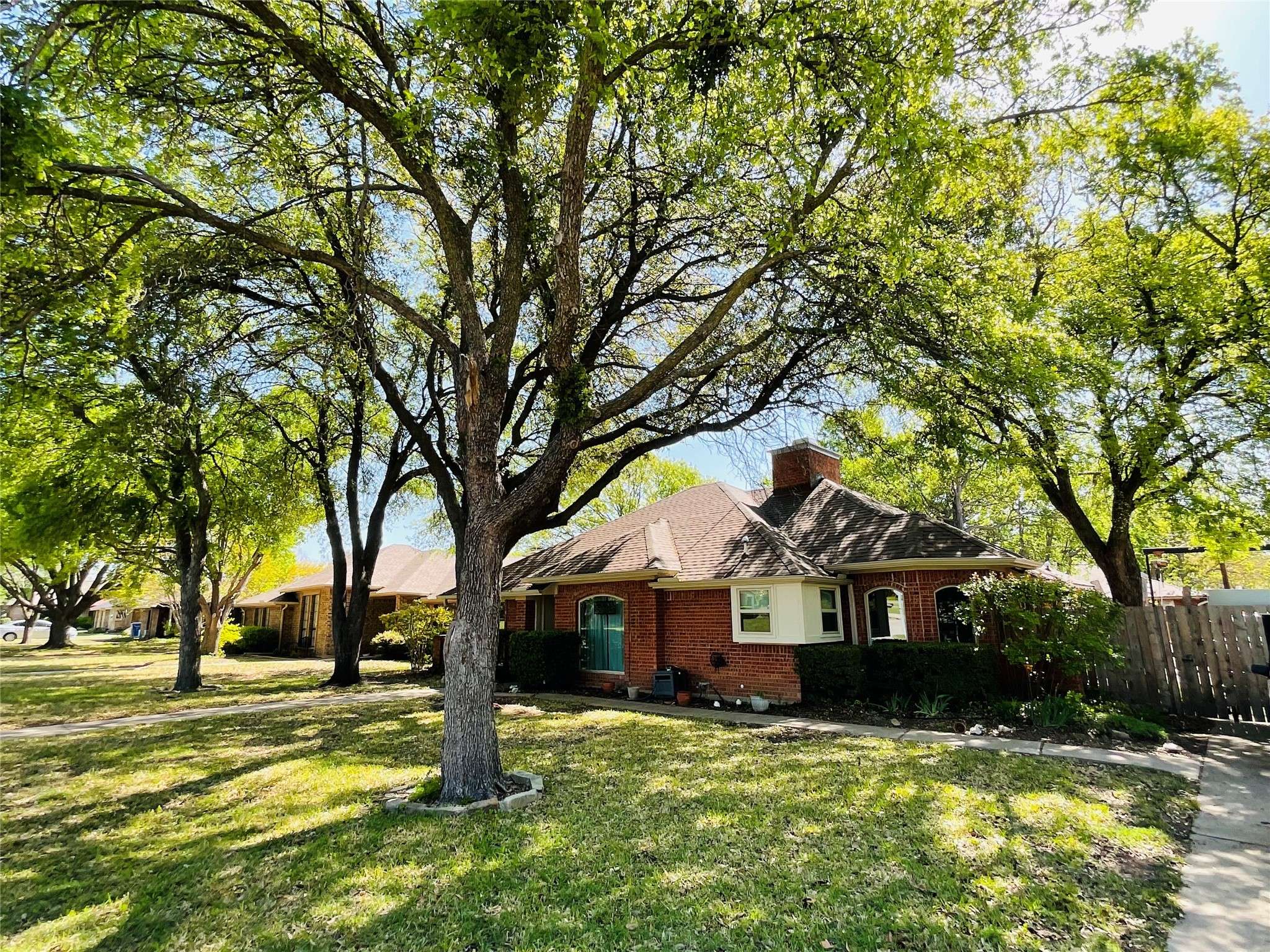 Frisco, TX 75034,8720 Woodstream DR
