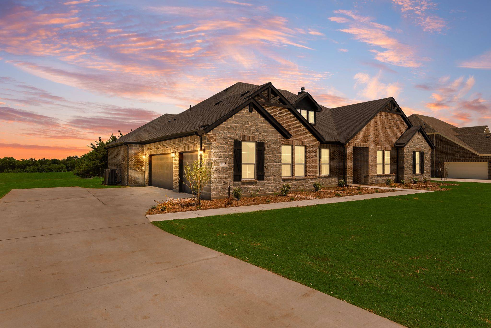 Leonard, TX 75452,305 Cofer RD