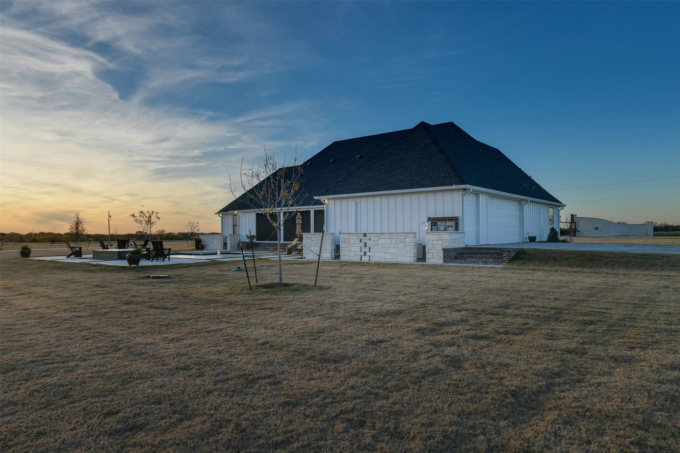 Waxahachie, TX 75165,470 Forreston RD