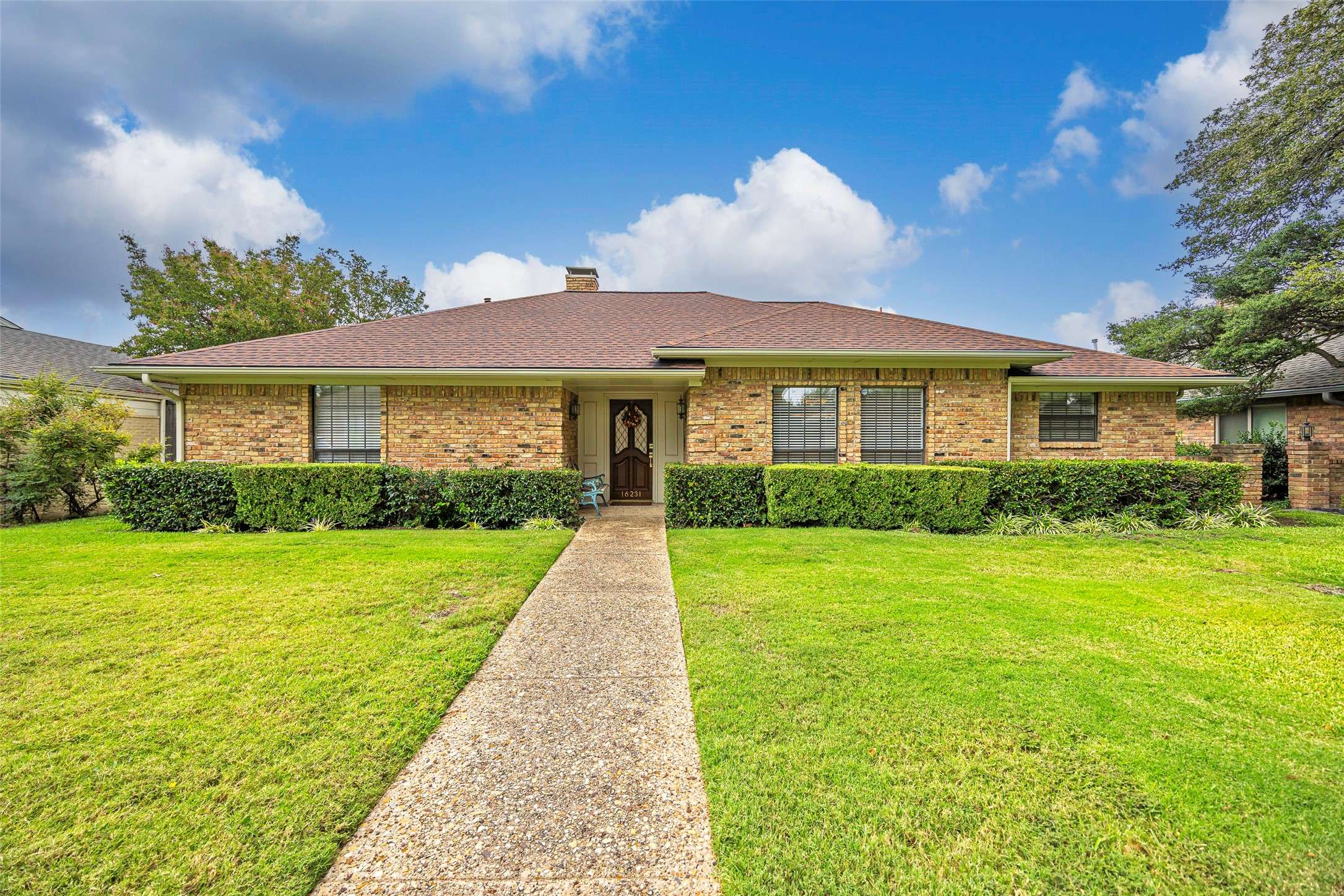 Dallas, TX 75248,16231 Amberwood RD