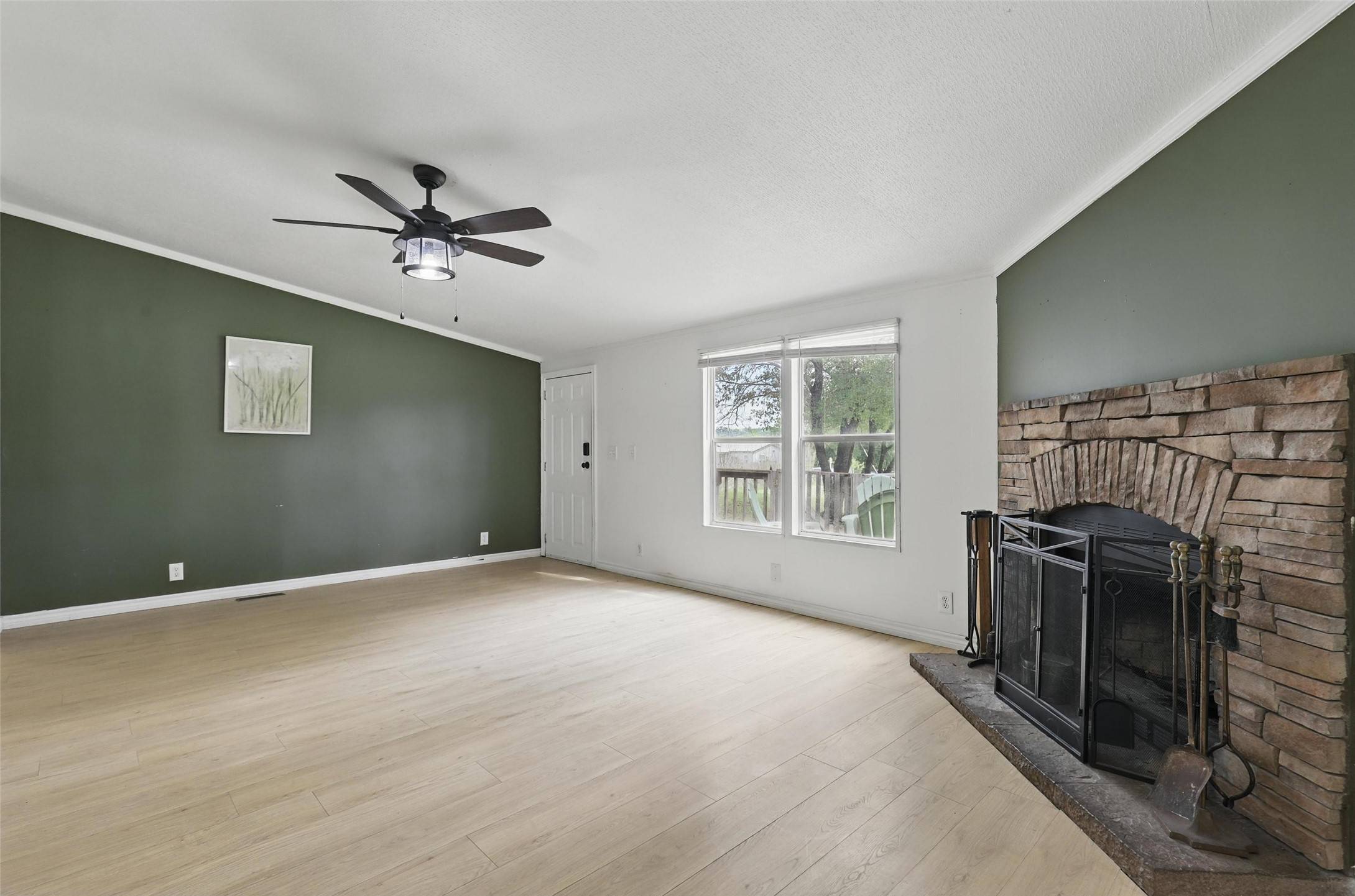 Springtown, TX 76082,140 Draper DR