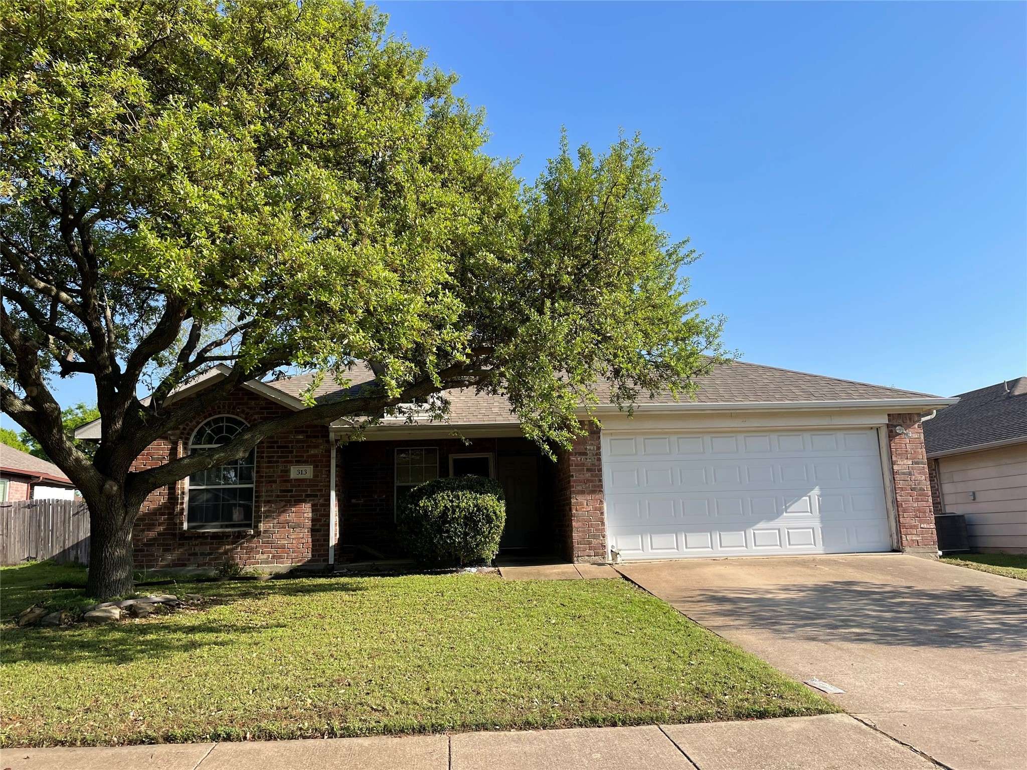 Garland, TX 75040,313 Cedar DR