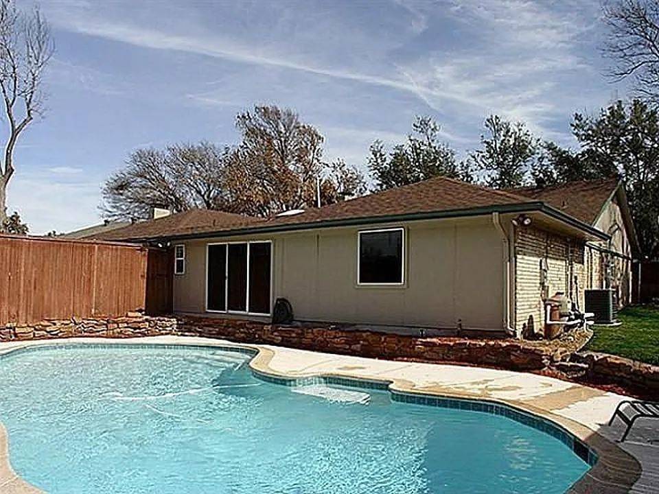 Dallas, TX 75248,16105 Longvista DR