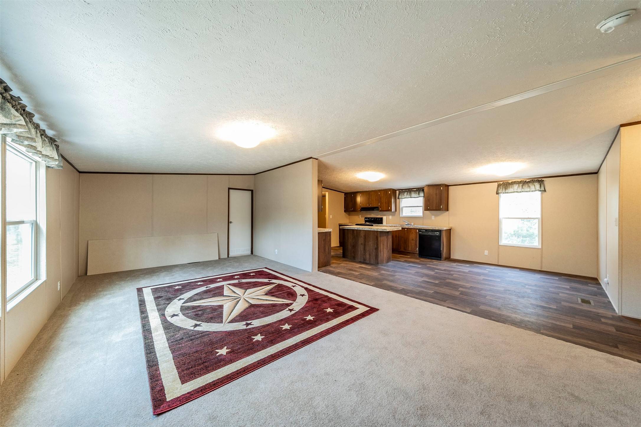 Kemp, TX 75143,15139 Woods North DR