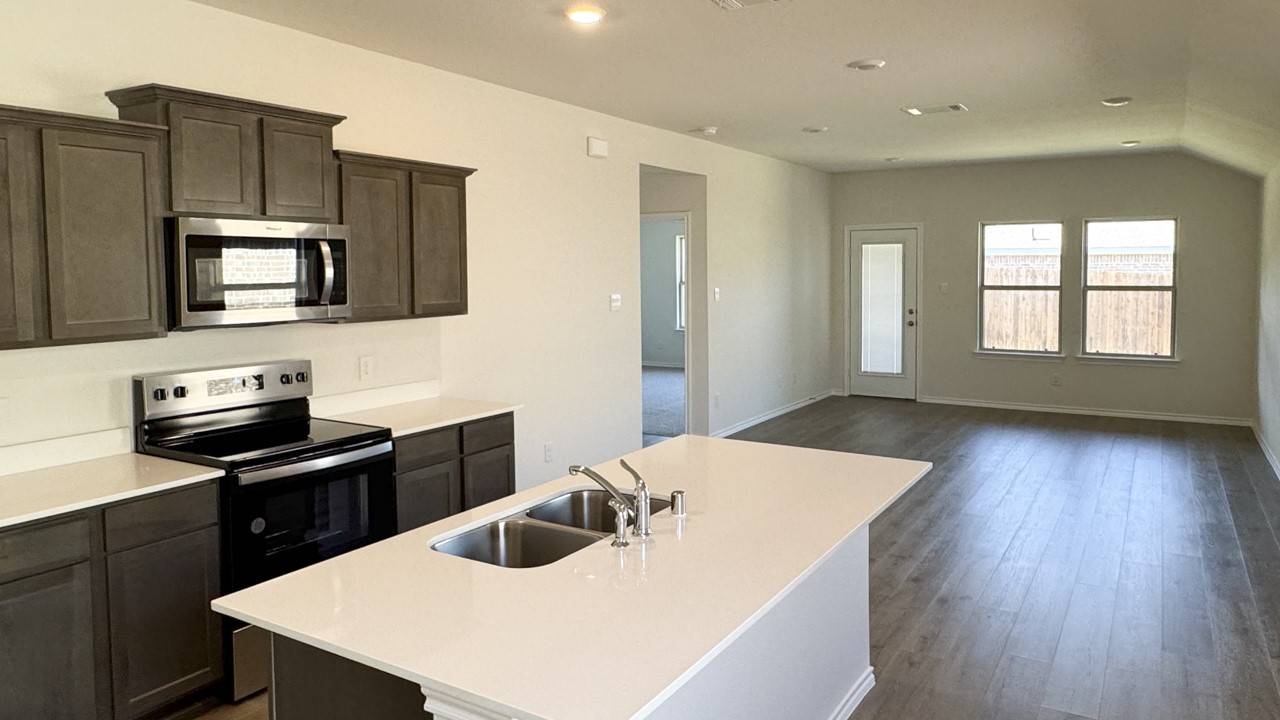 Crandall, TX 75114,1433 Canongate DR