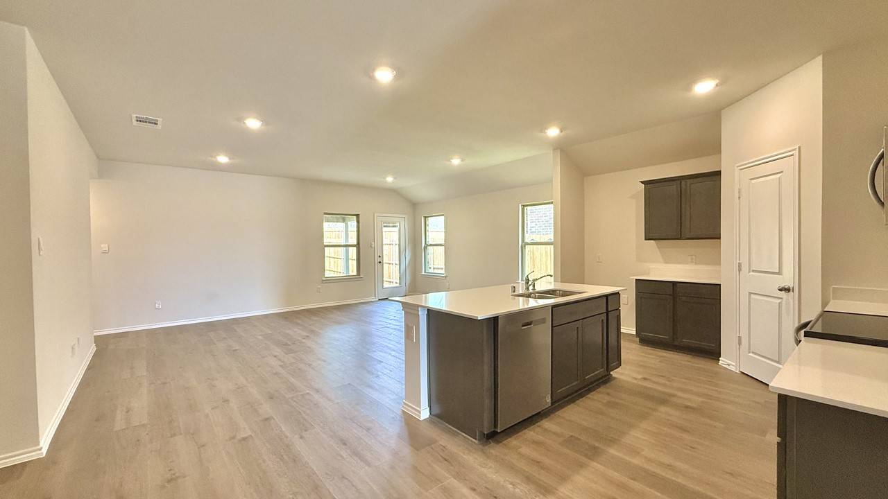 Josephine, TX 75135,901 Riverbrook LN