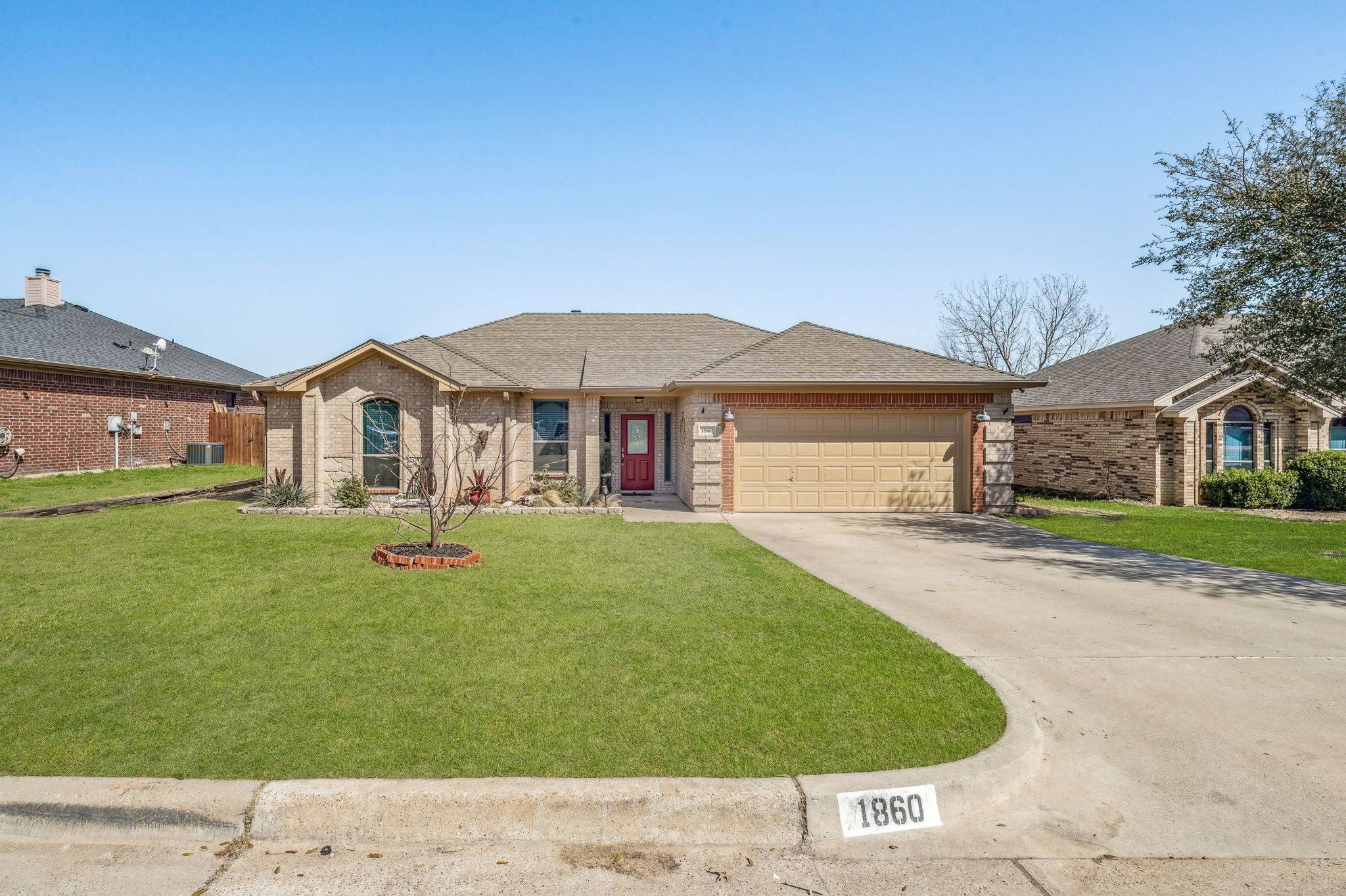 Weatherford, TX 76088,1860 Roadrunner DR