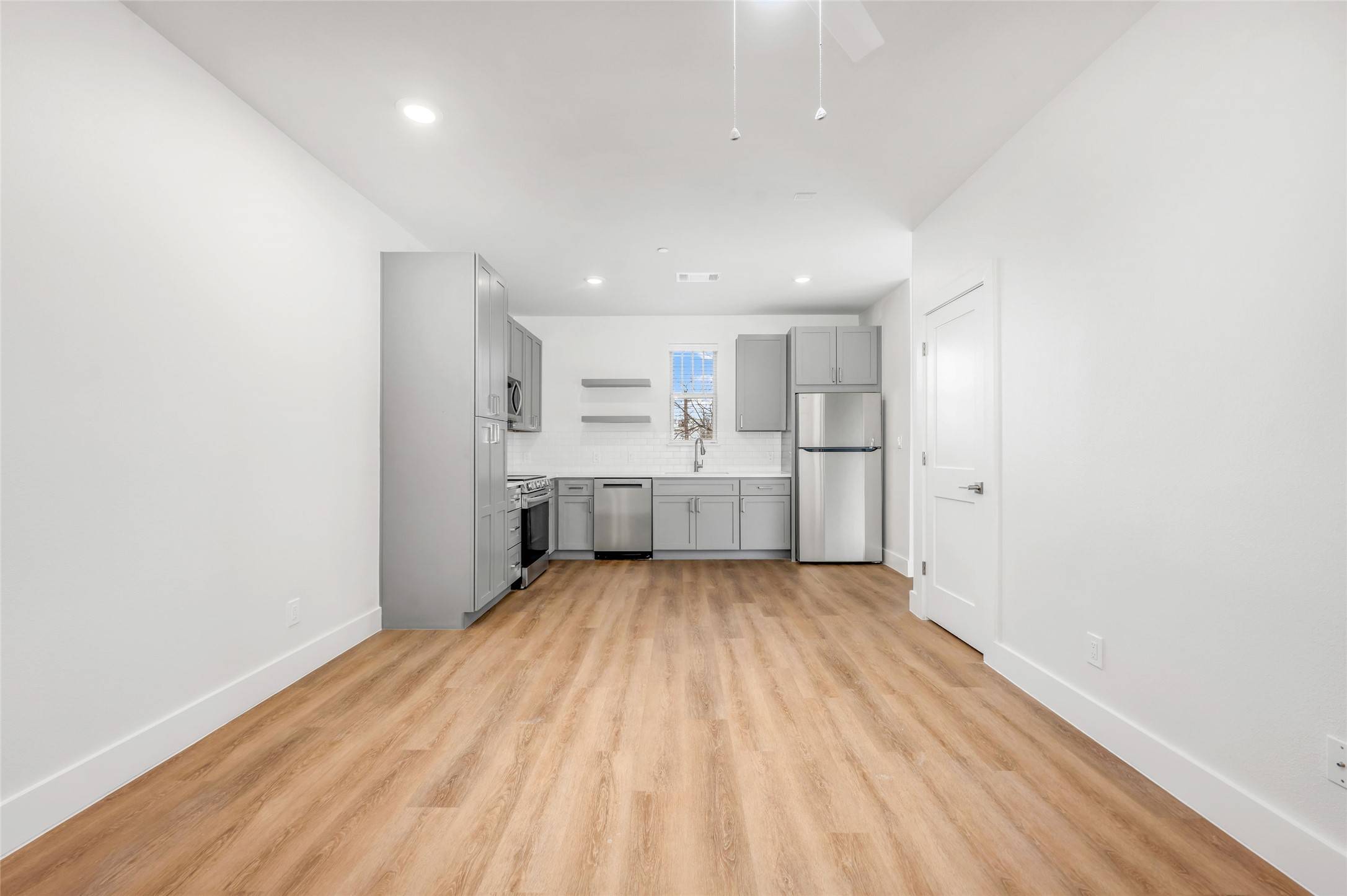 Dallas, TX 75214,5313 Reiger AVE #204