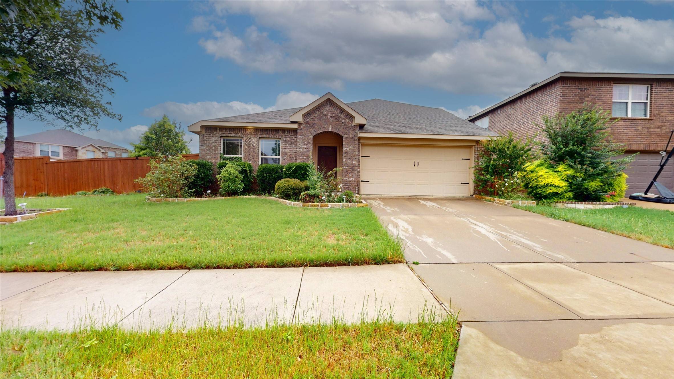 Forney, TX 75126,2101 Long Forest RD