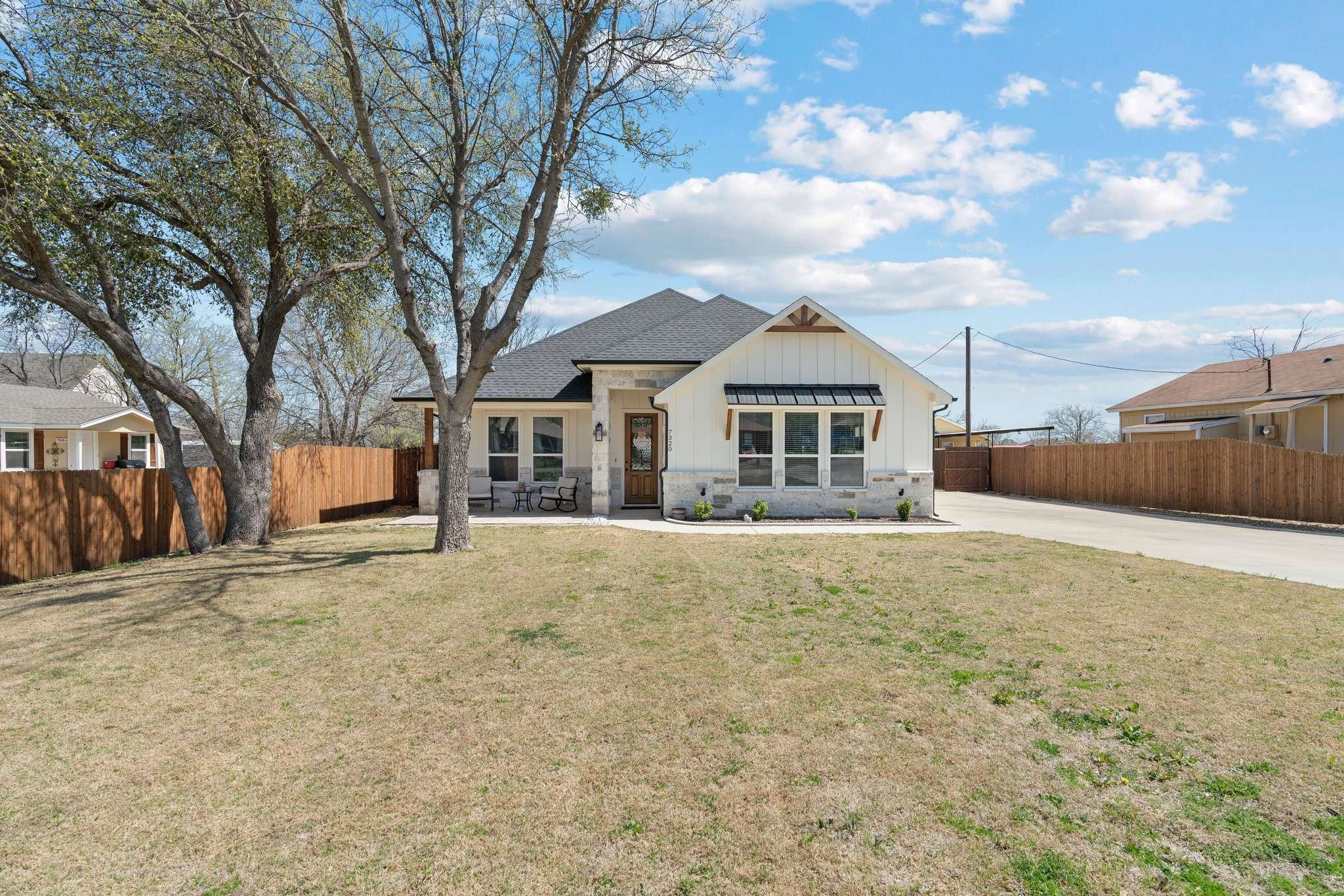 Fort Worth, TX 76179,7320 Gillis Johnson ST