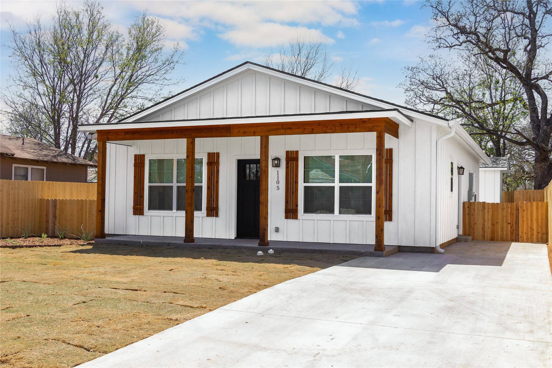 Brownwood, TX 76801,1105 1st ST