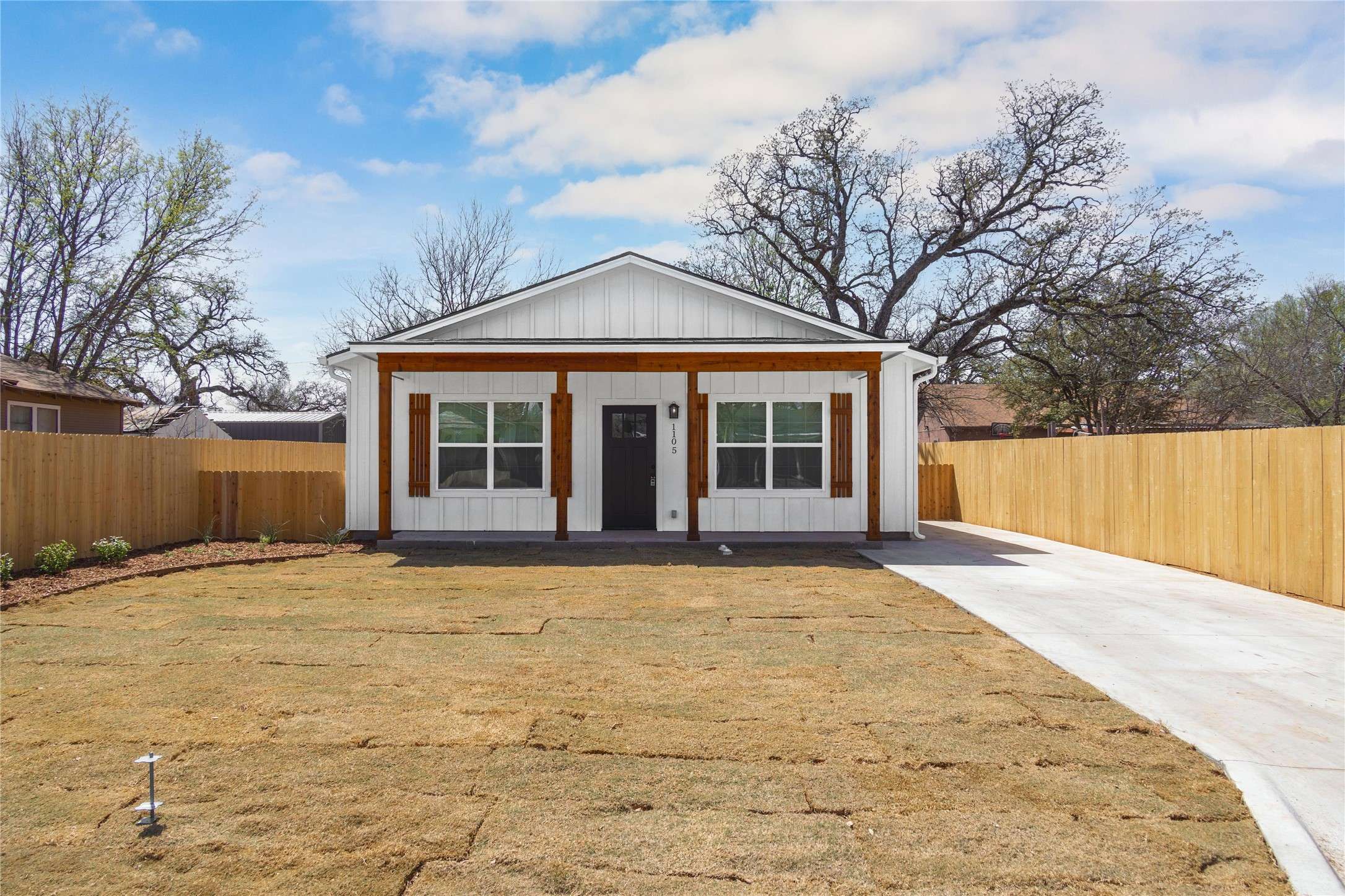 Brownwood, TX 76801,1105 1st ST