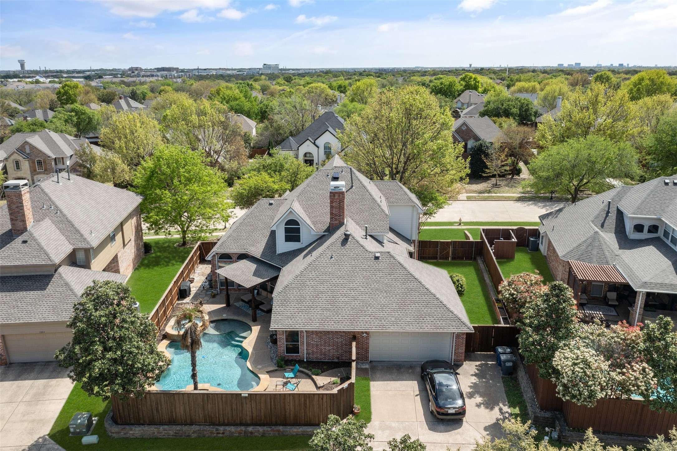 Allen, TX 75013,1206 Comanche DR