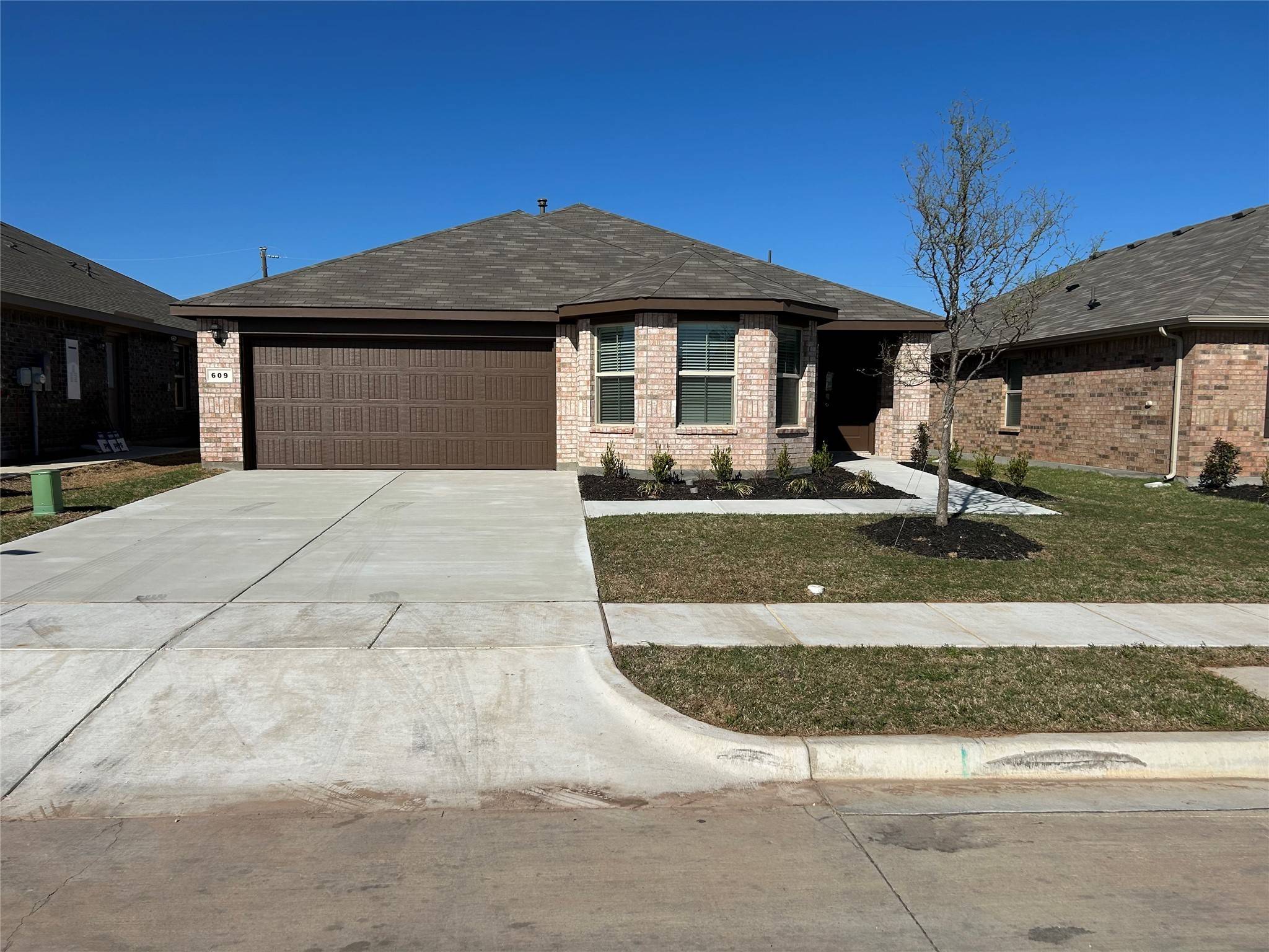 Springtown, TX 76082,609 BRONZE CIR W