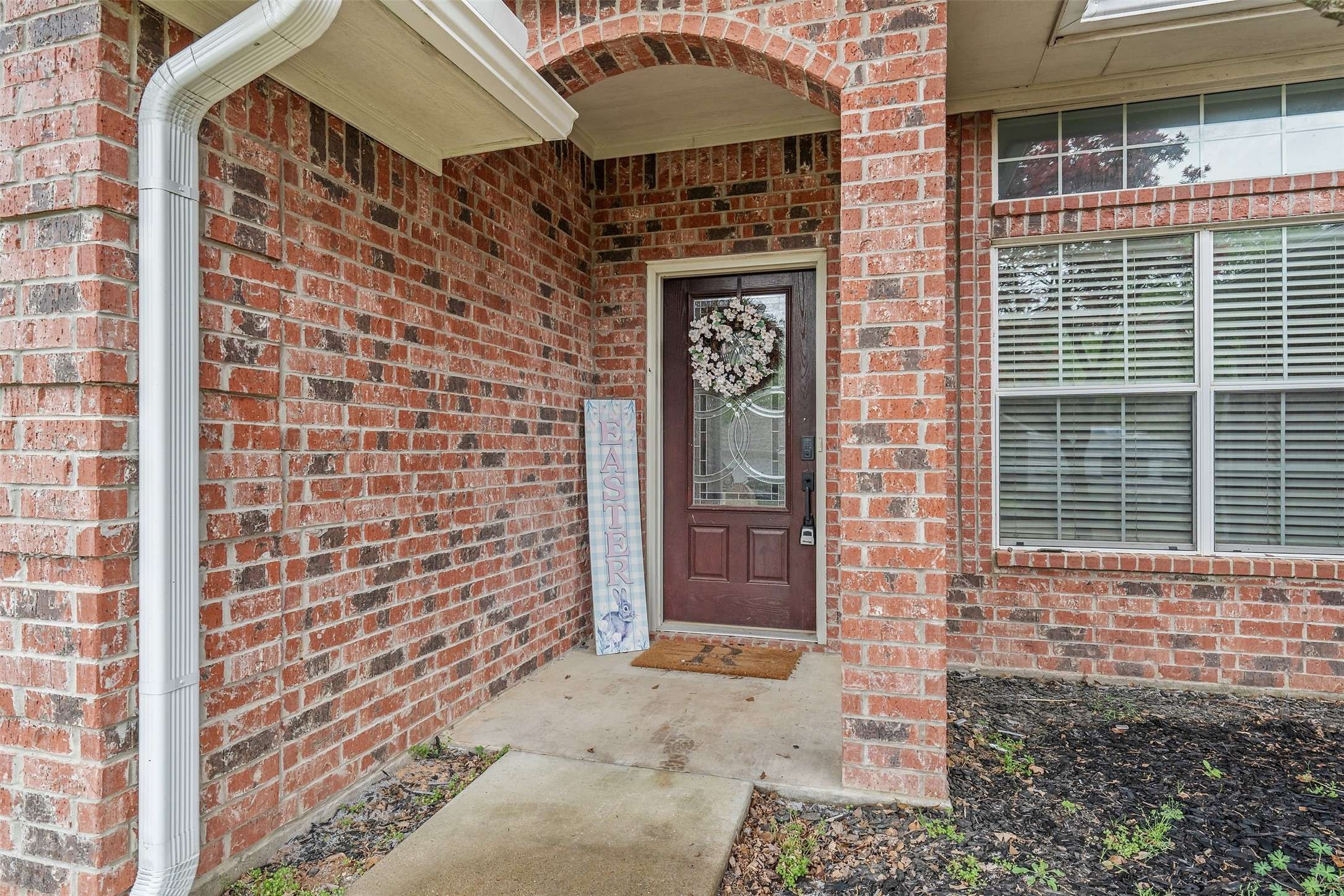 Palestine, TX 75801,208 Homestead DR