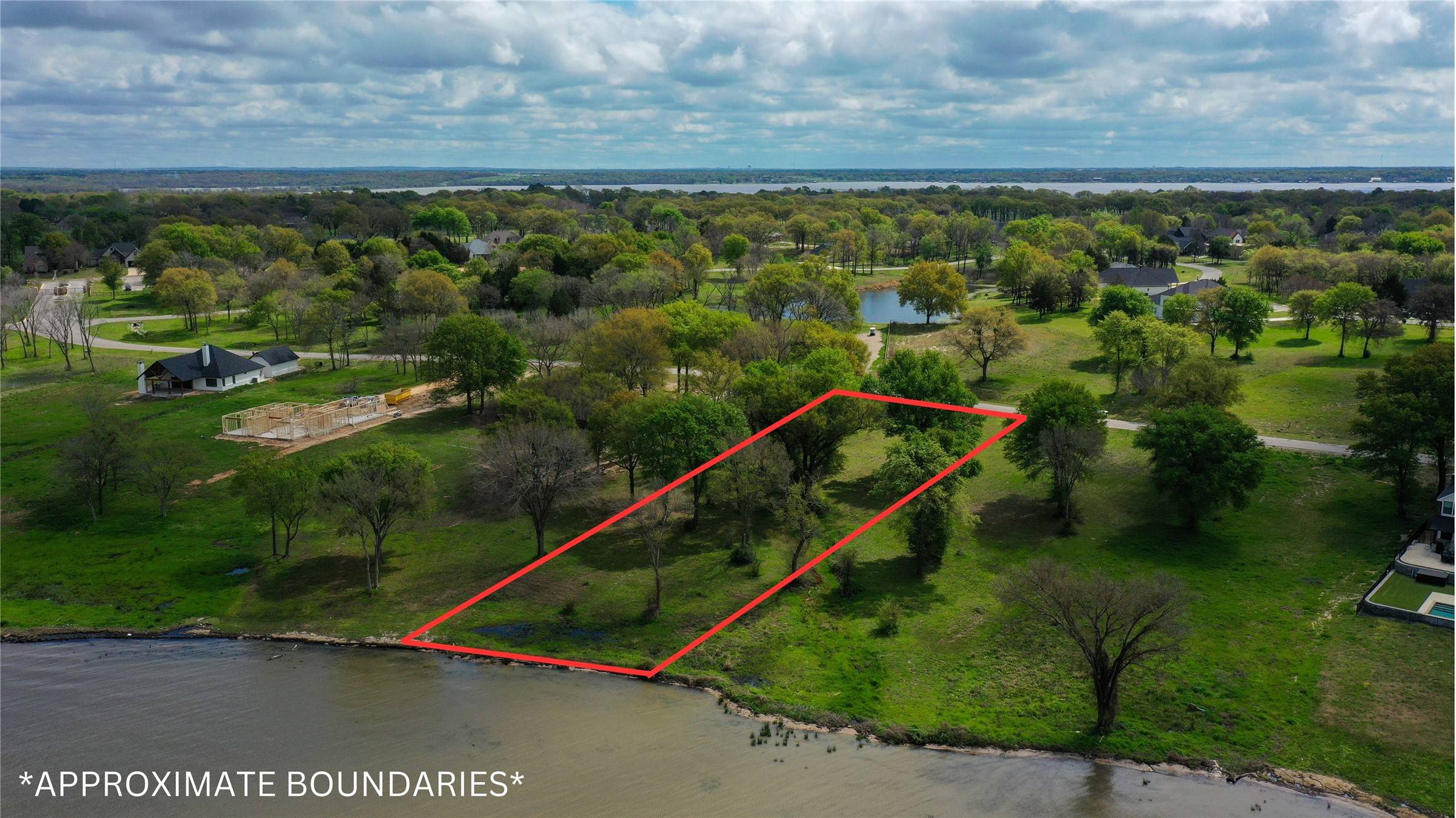 Mabank, TX 75143,1520 Shoreline DR