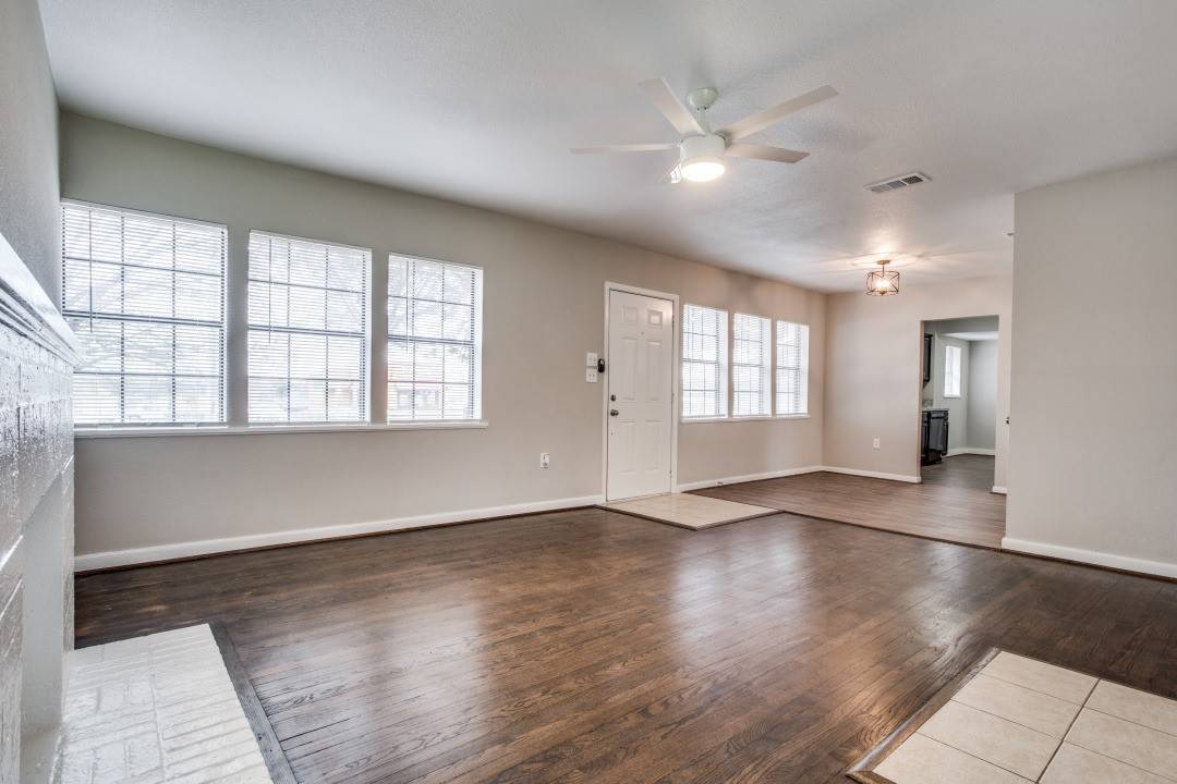 Dallas, TX 75224,714 W Illinois AVE