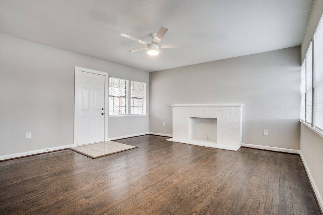 Dallas, TX 75224,714 W Illinois AVE