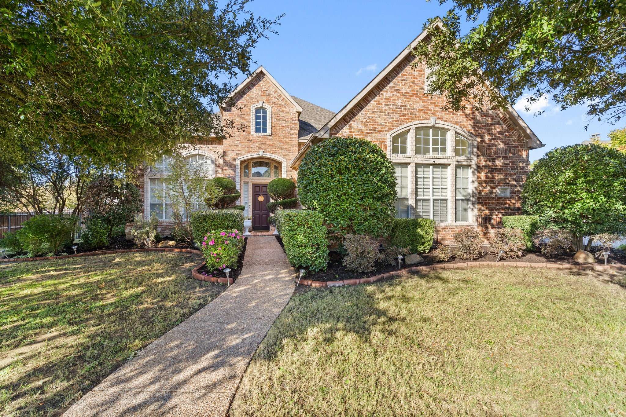 Southlake, TX 76092,904 Dowling CT