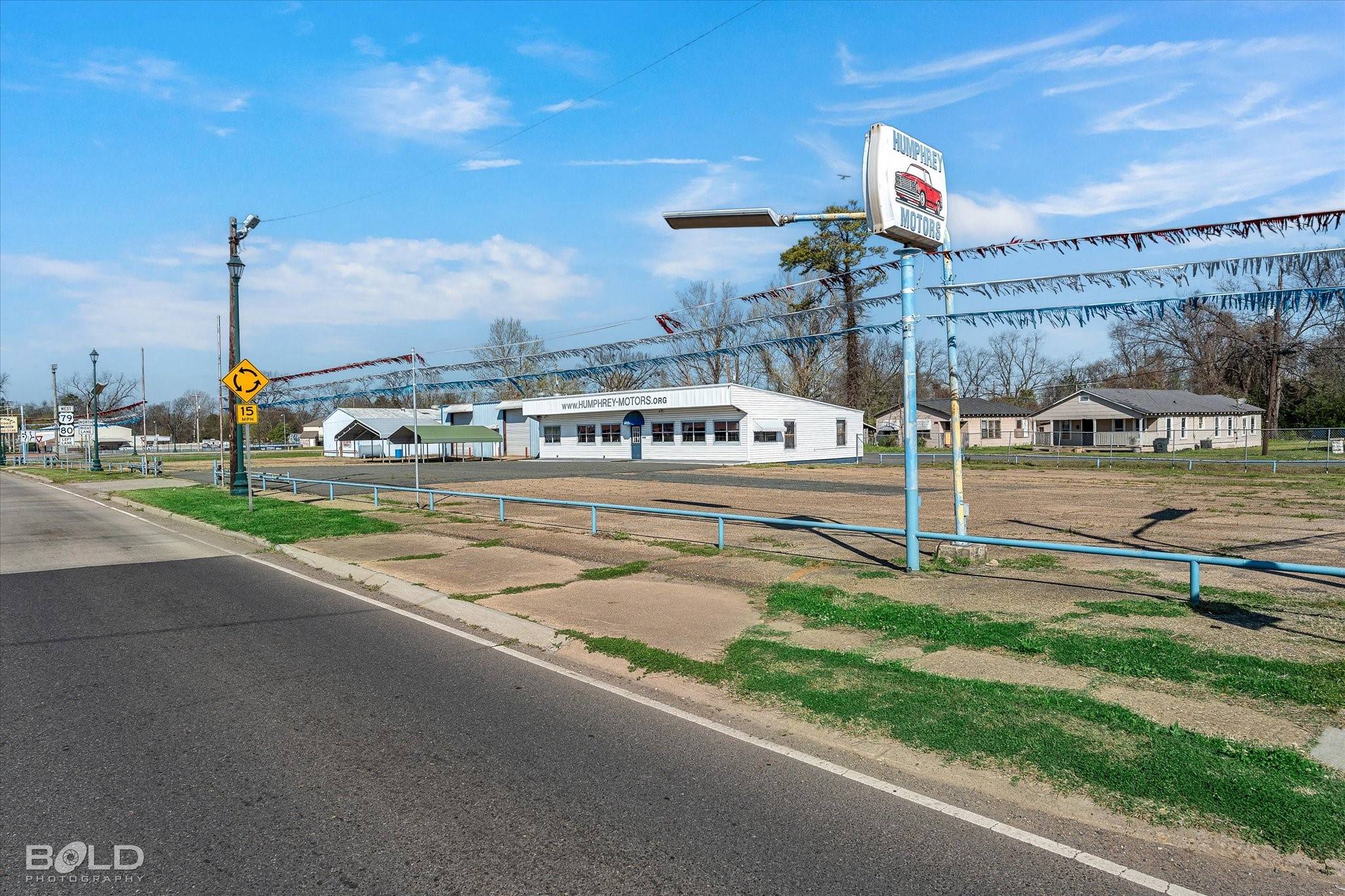 Bossier City, LA 71111,1615 E Texas ST