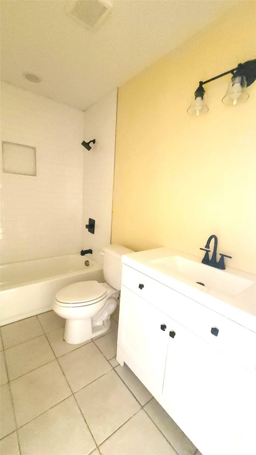 Mesquite, TX 75149,625 Grand Cayman WAY
