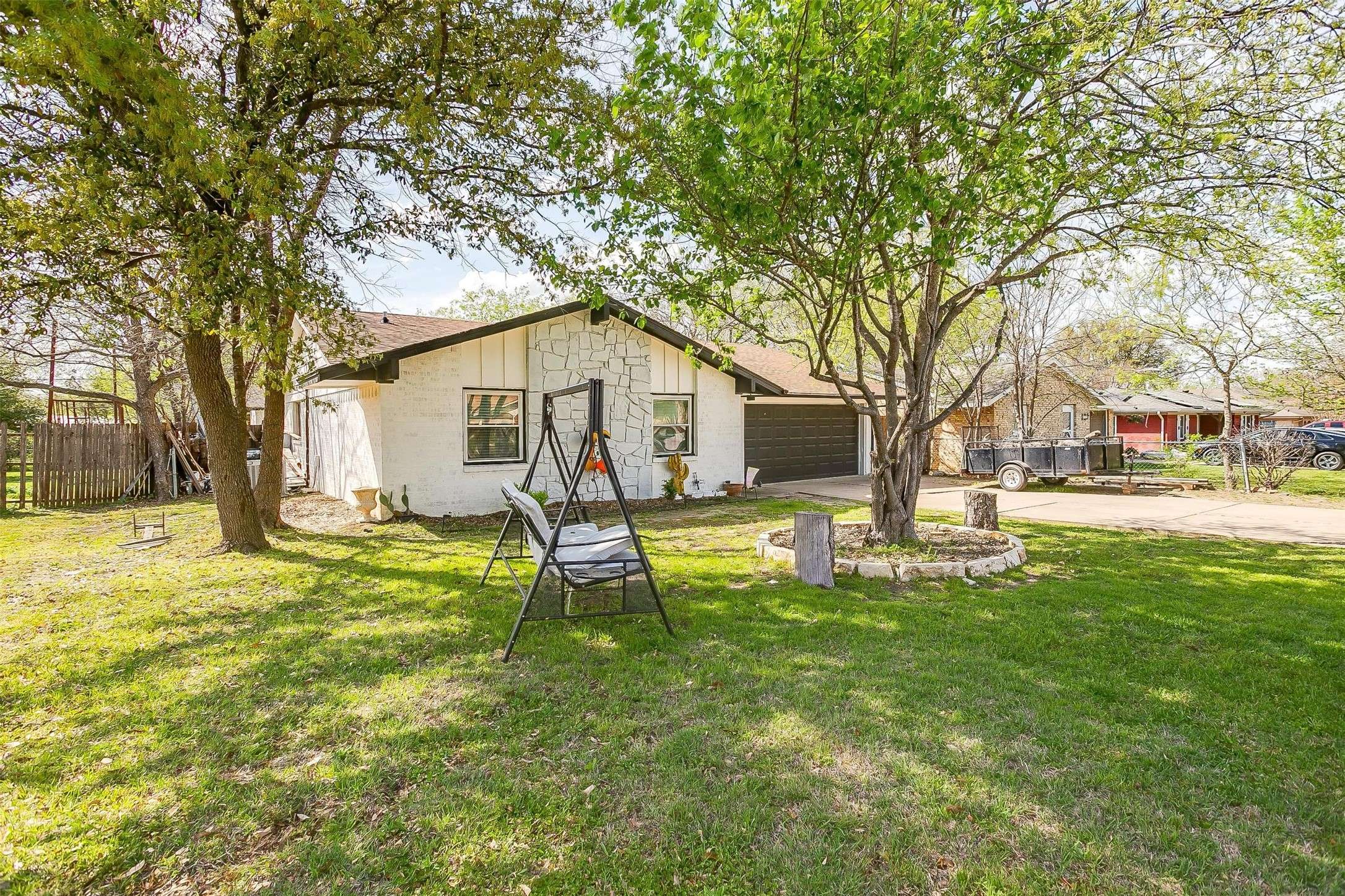 Alvarado, TX 76009,717 N Ray ST