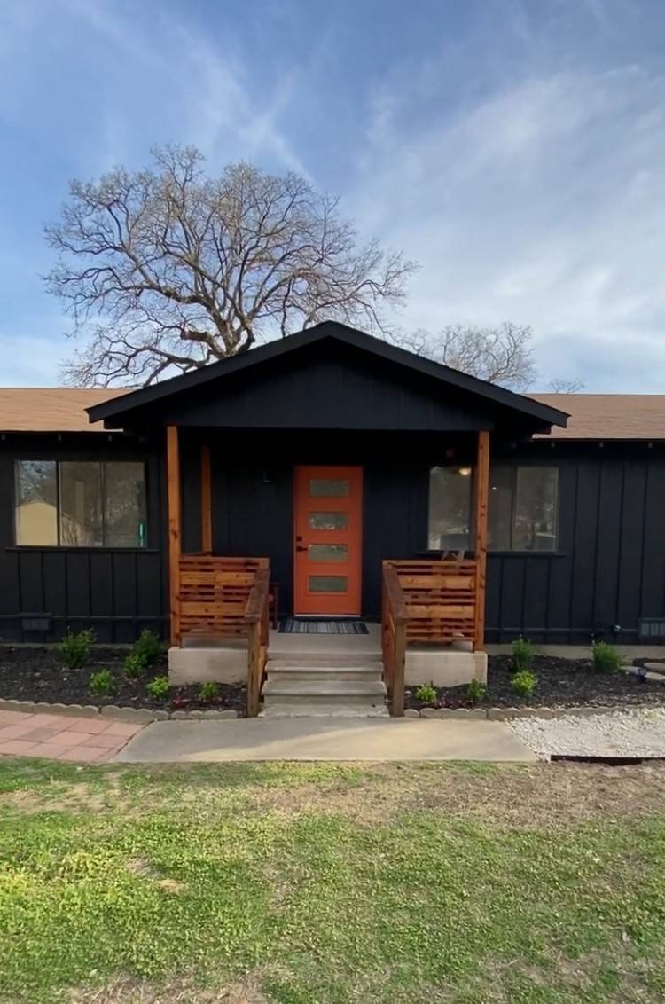 Tool, TX 75143,106 Earl Kay LN