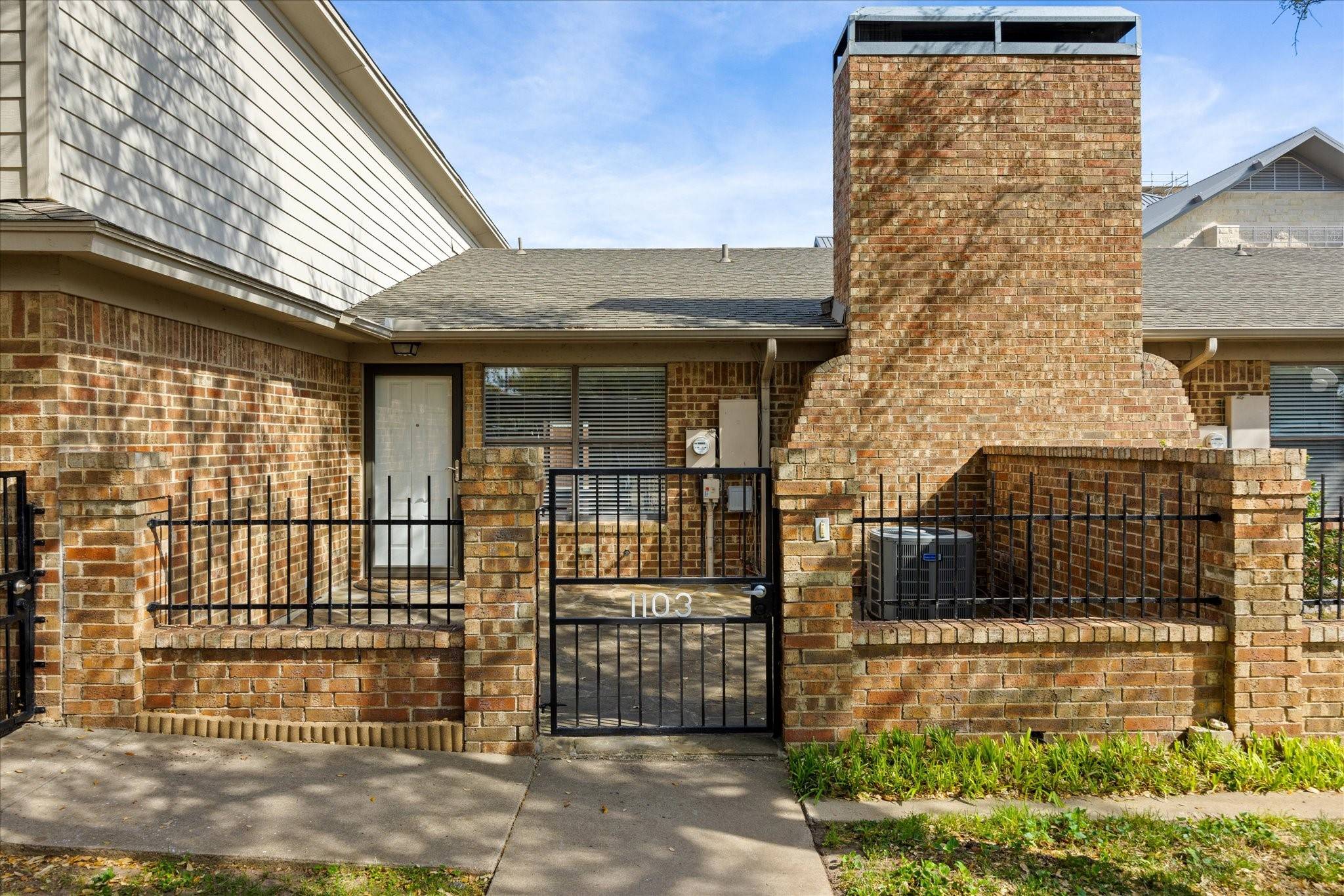 Benbrook, TX 76126,1103 Glenbrook ST