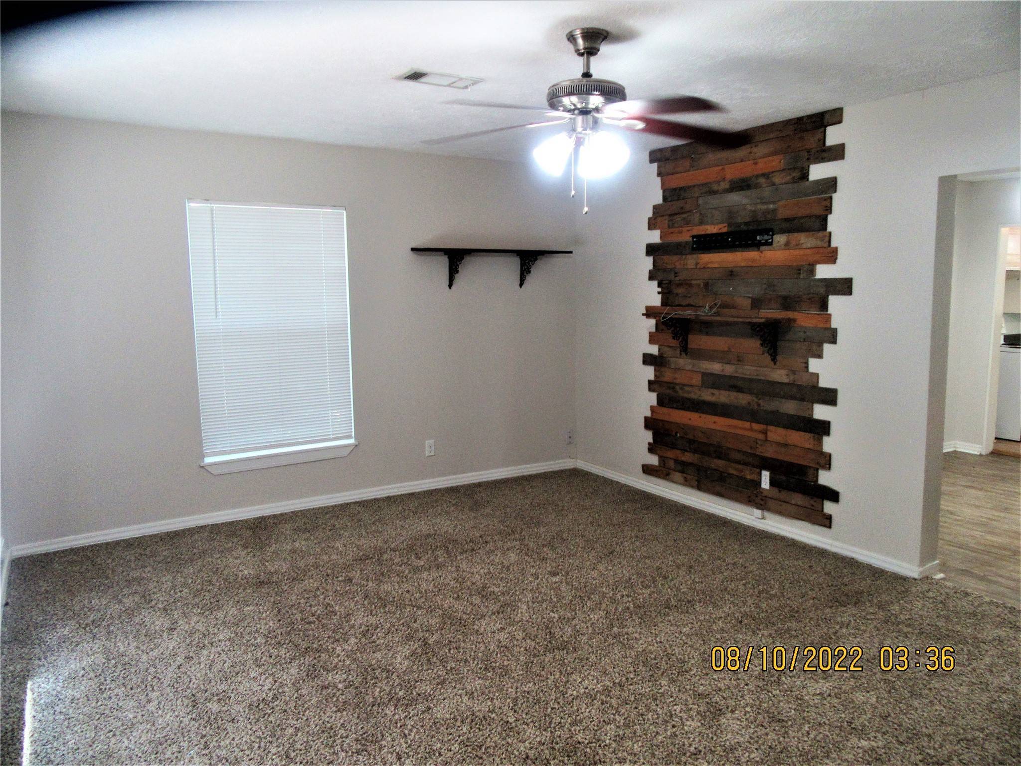 Whitesboro, TX 76273,403 W Main ST