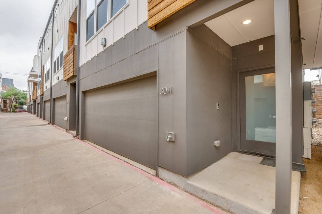 Dallas, TX 75204,1510 Washington AVE #304