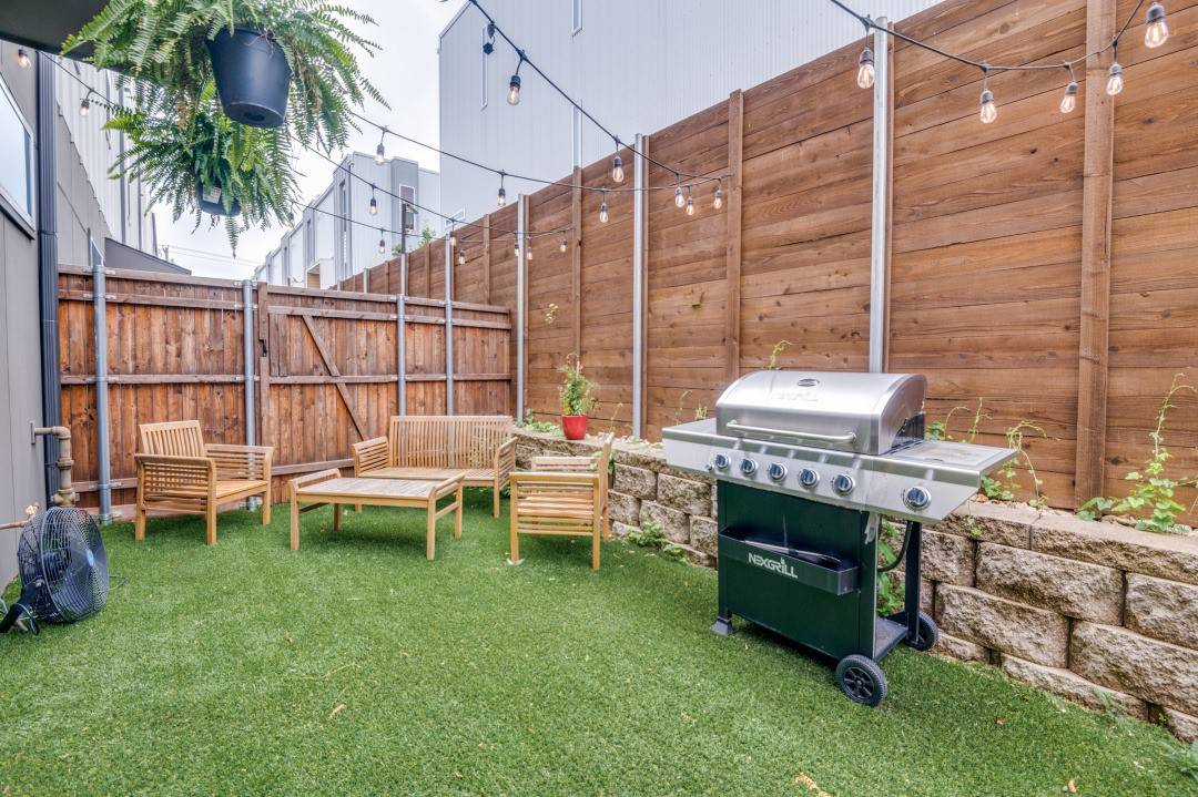Dallas, TX 75204,1510 Washington AVE #304
